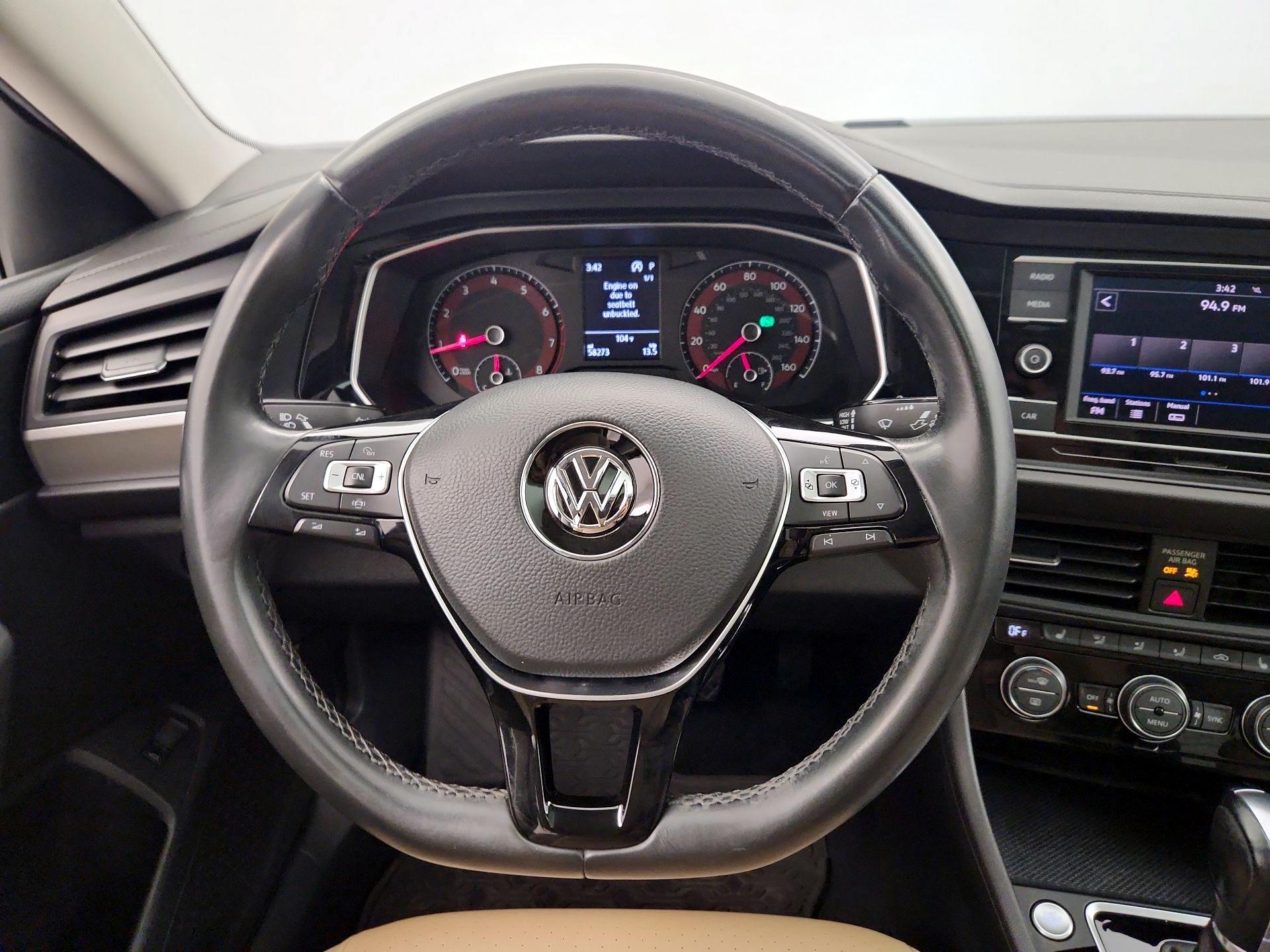 Thumbnail: 2019 Volkswagen Jetta - 10