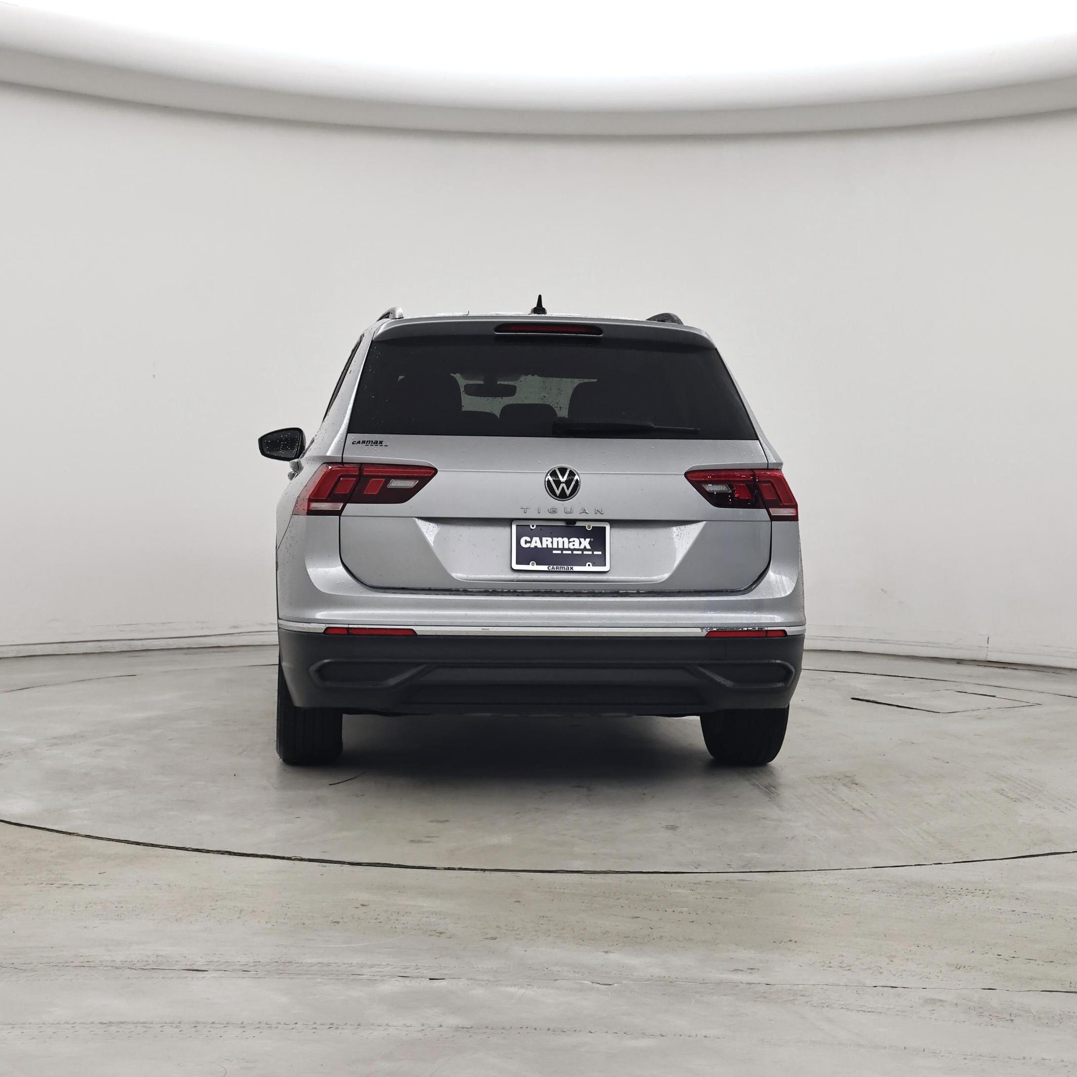 Thumbnail: 2023 Volkswagen Tiguan - 6