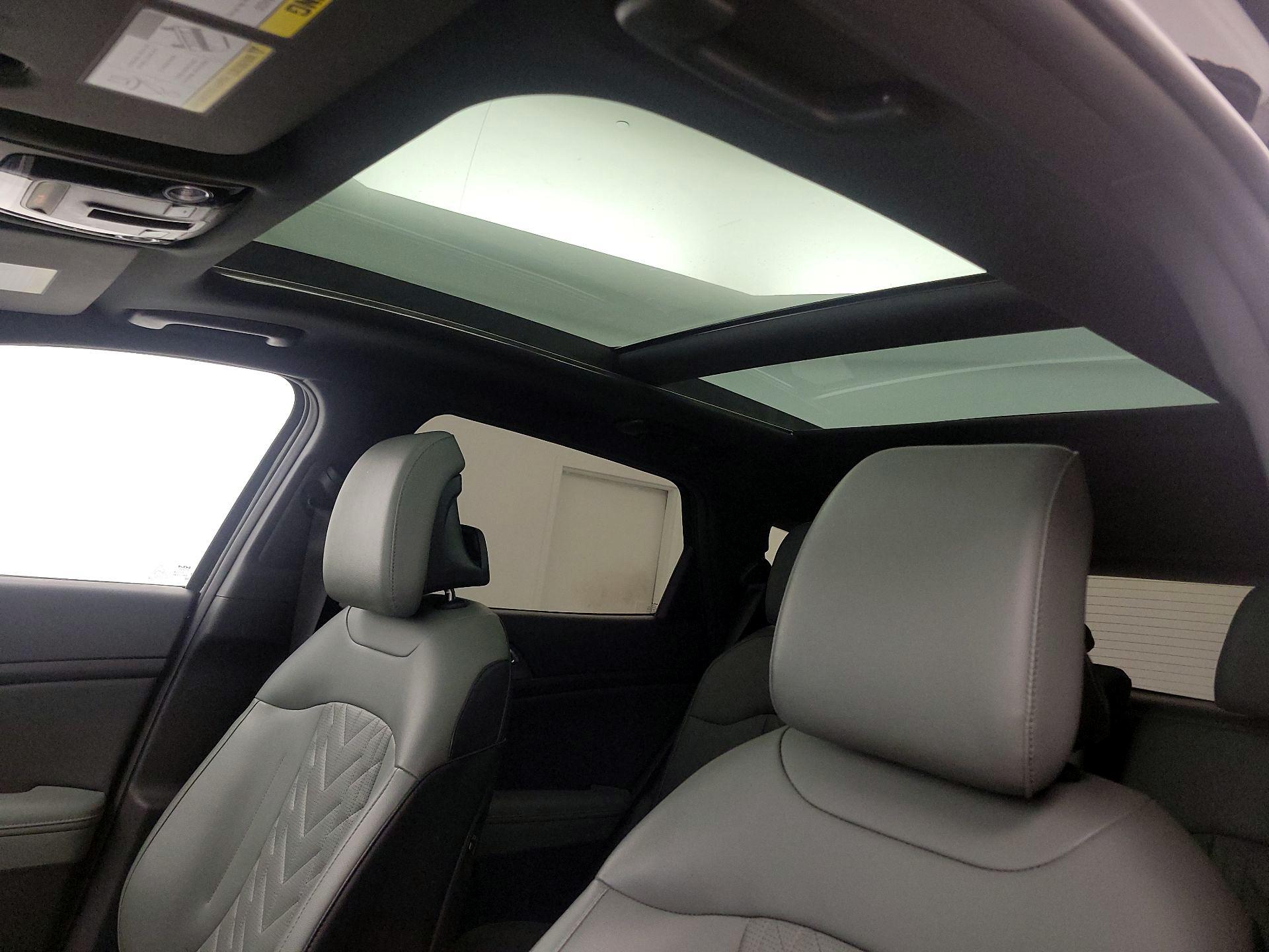 Thumbnail: 2023 Kia Sportage - 20