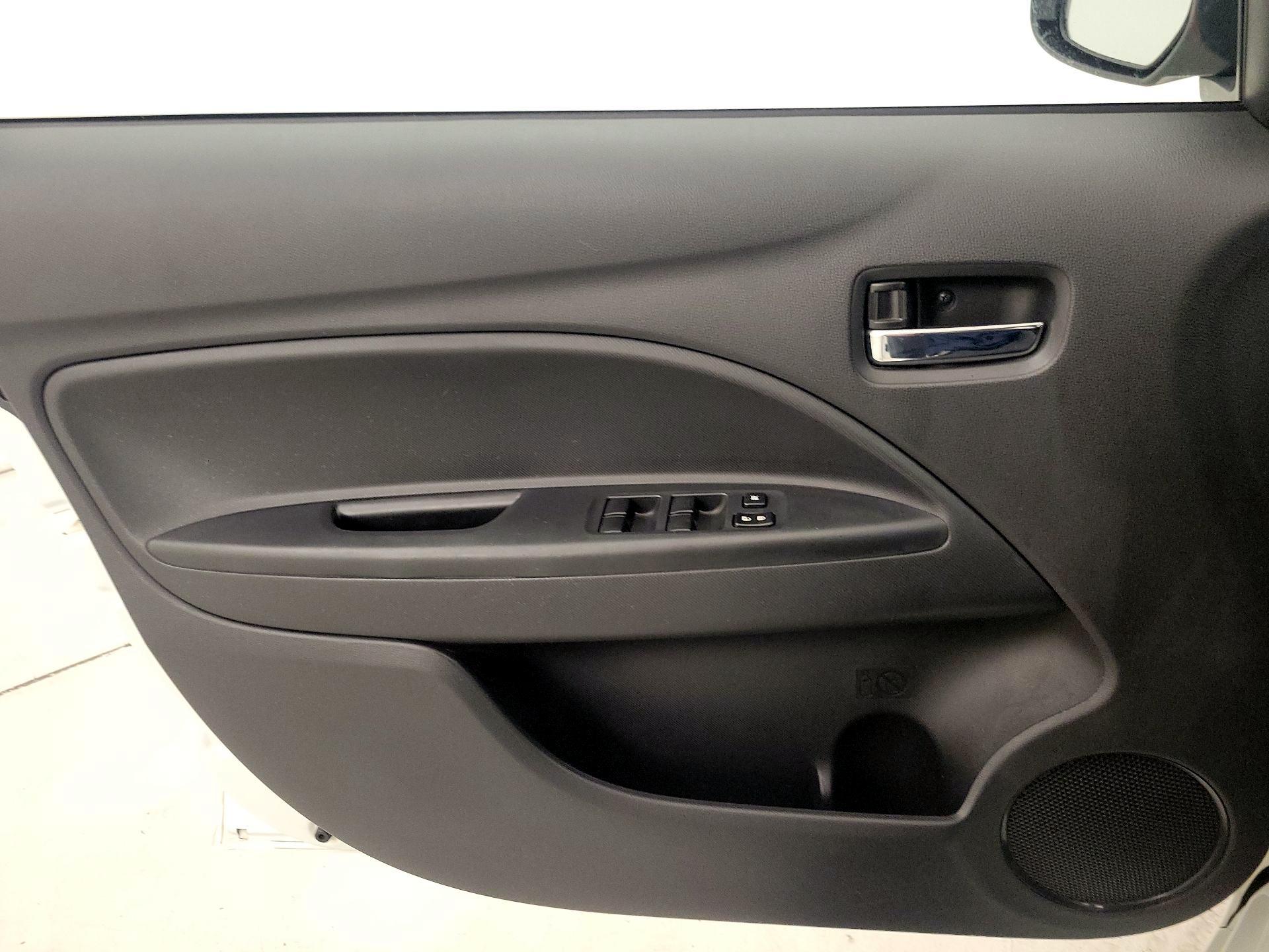 Thumbnail: 2015 Mitsubishi Mirage - 14