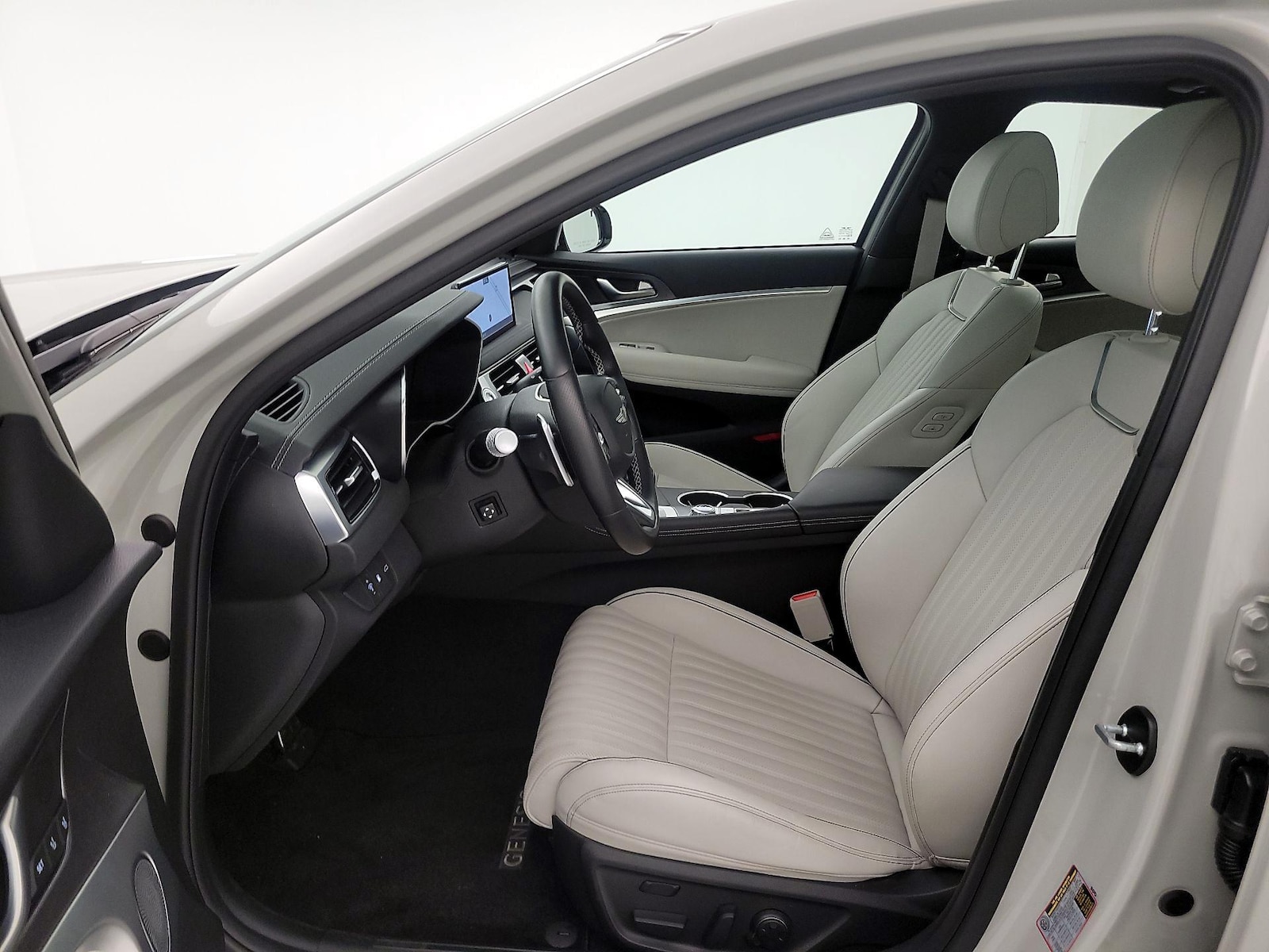 2024 GENESIS G70 Sport Advanced - Photo 12