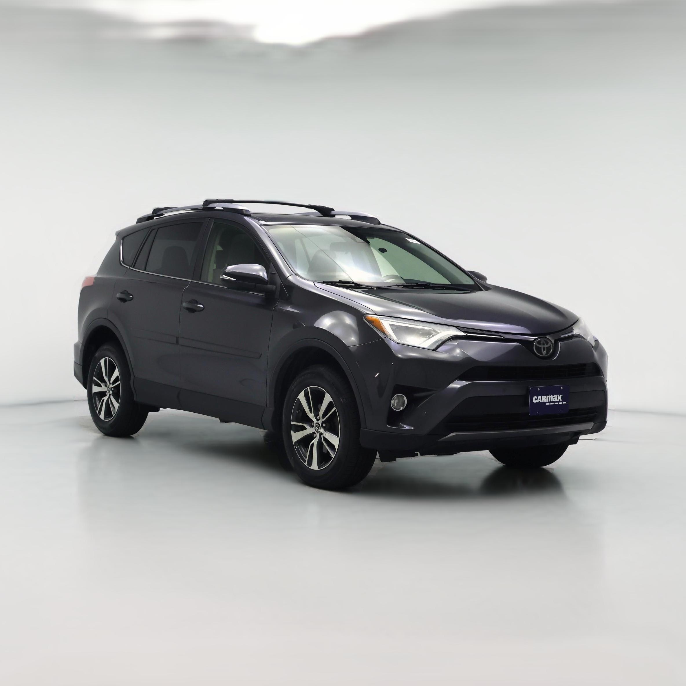 Thumbnail: 2017 Toyota RAV4 - 1