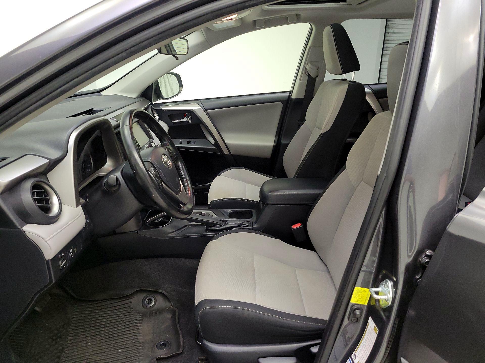 Thumbnail: 2017 Toyota RAV4 - 11