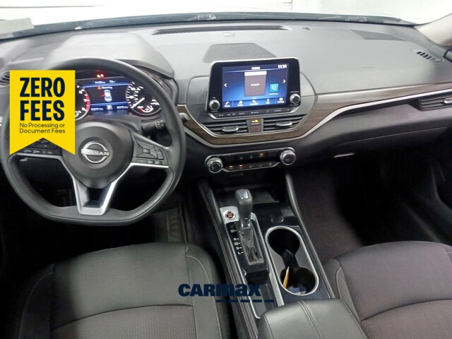 Silver 2023 Nissan Altima Sedan Front-Wheel Drive Automatic