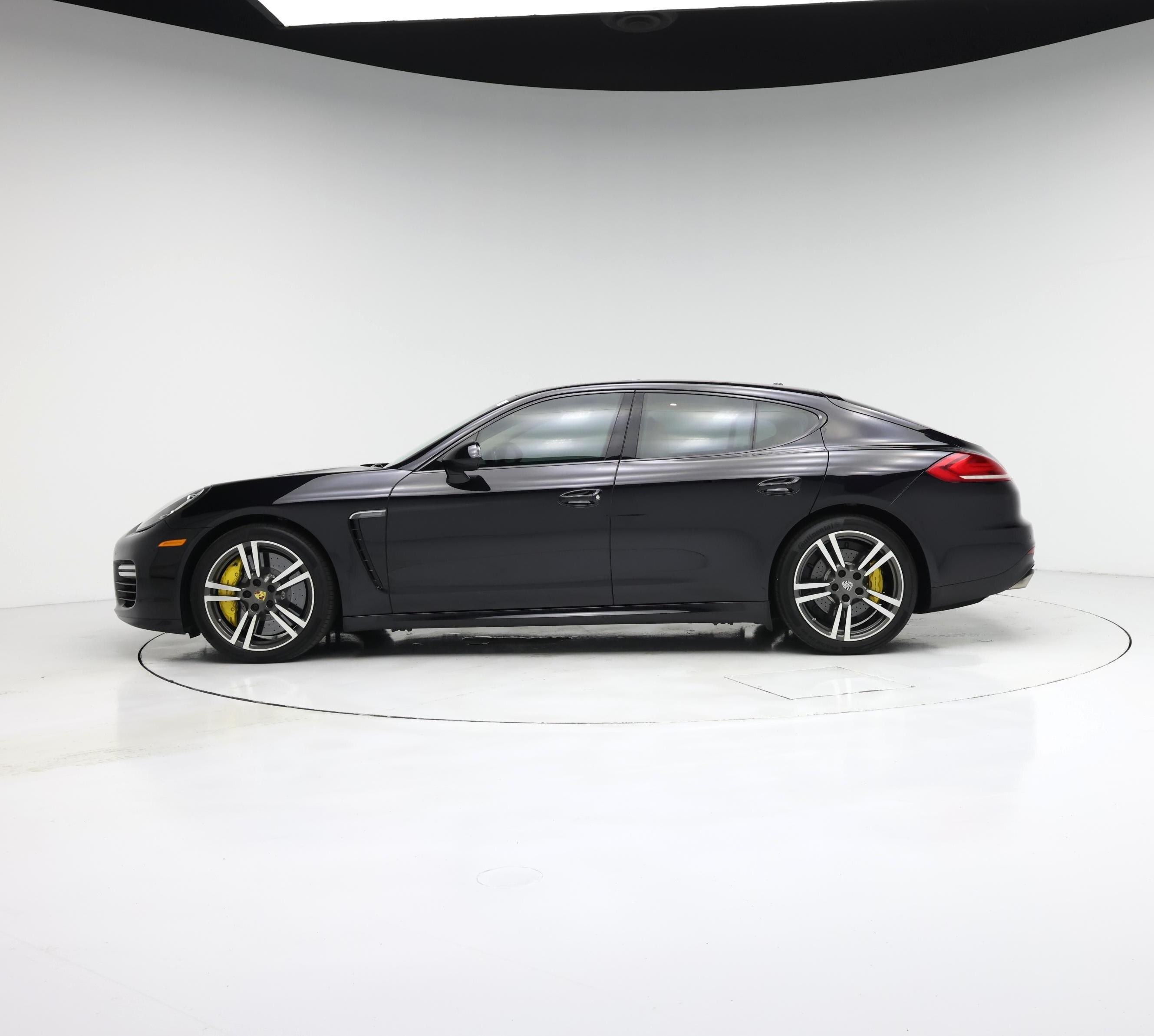 Thumbnail: 2015 Porsche Panamera - 3