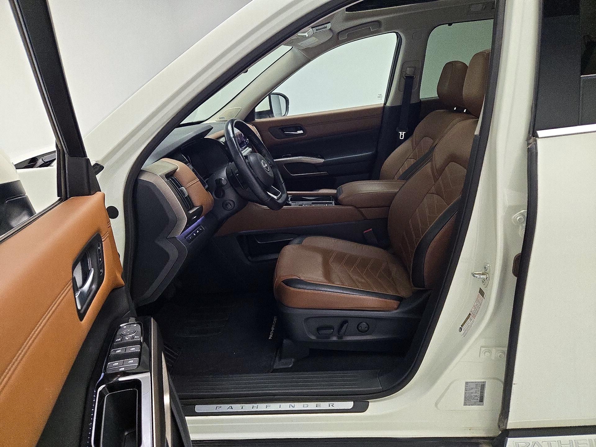 Thumbnail: 2024 Nissan Pathfinder - 11