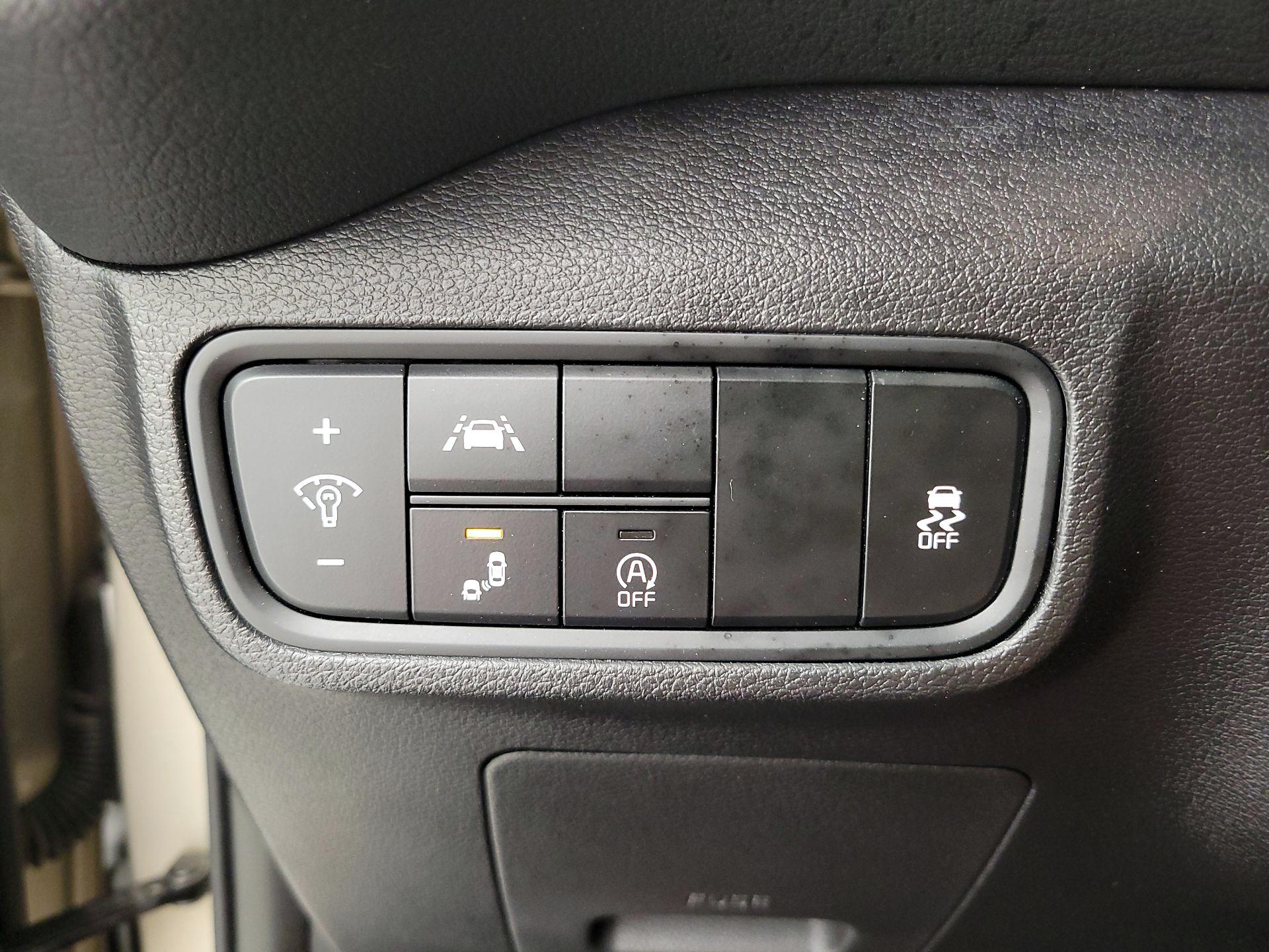 Thumbnail: 2020 Kia Soul - 13