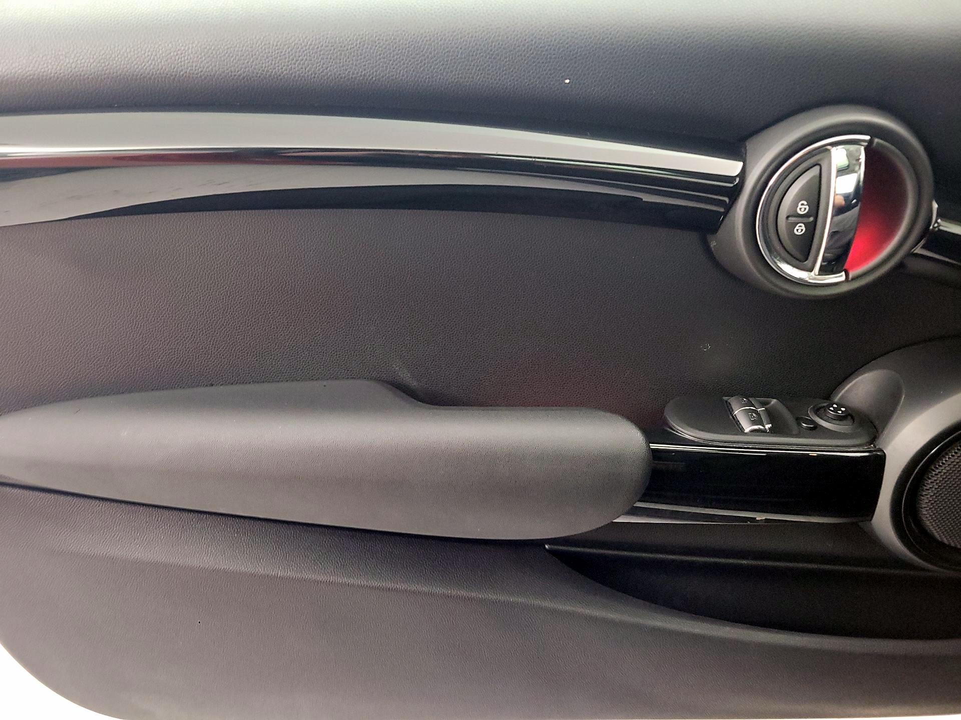 Thumbnail: 2019 MINI Cooper Hardtop - 12