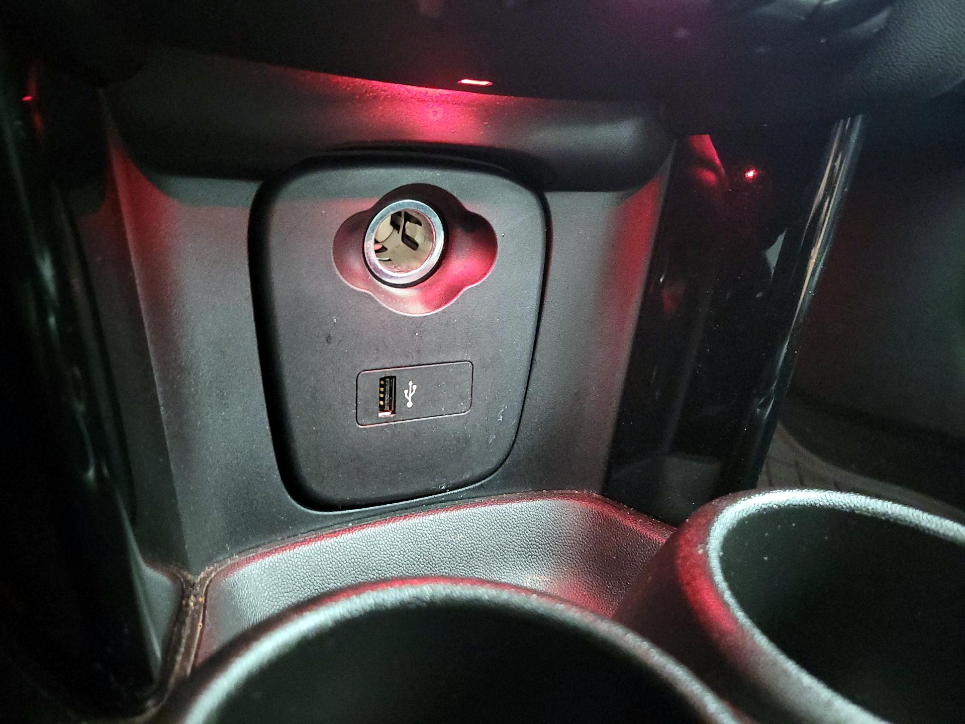 Thumbnail: 2019 MINI Cooper Hardtop - 18