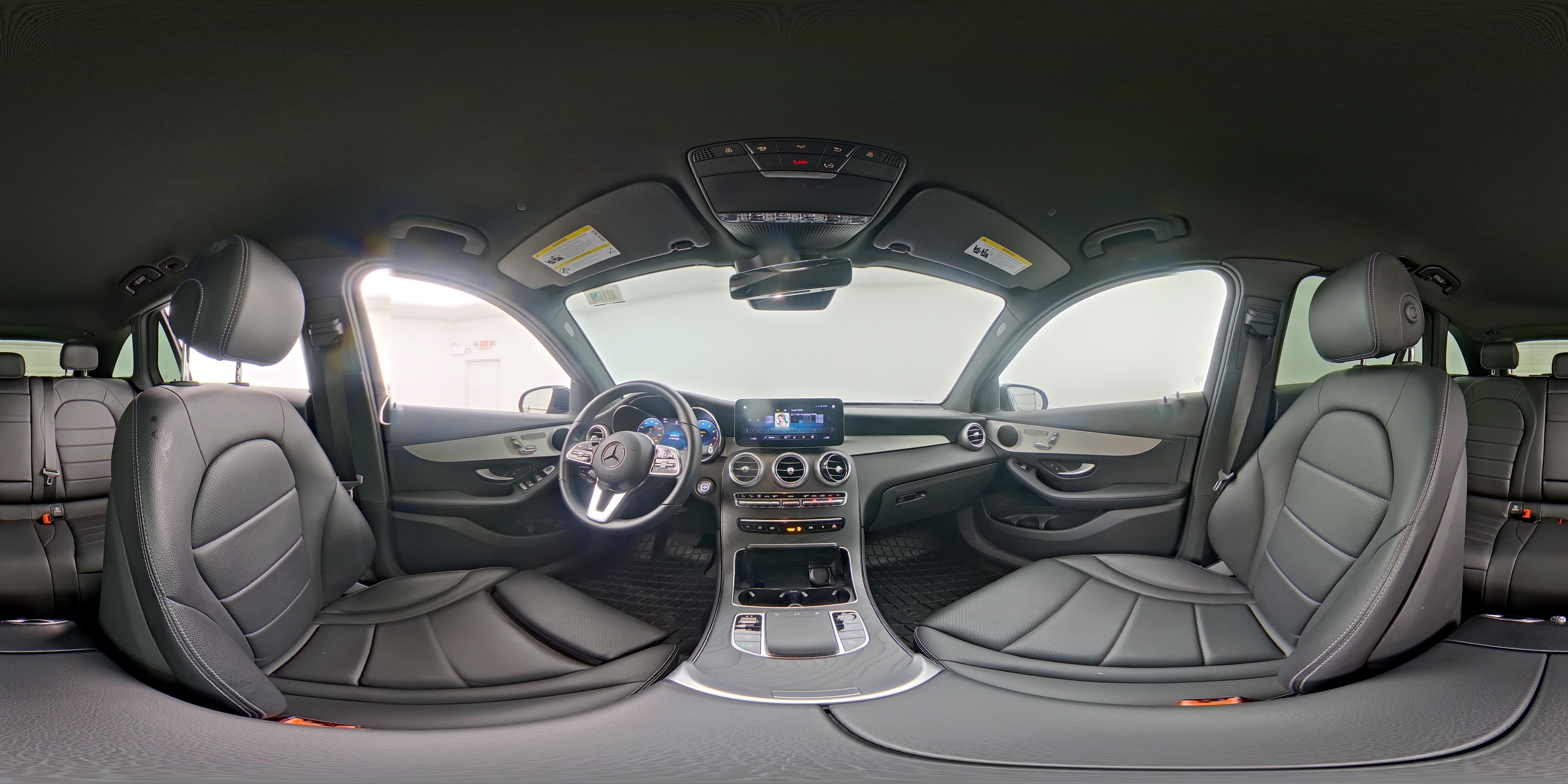 2022 Mercedes-Benz GLC GLC300 - Photo 25