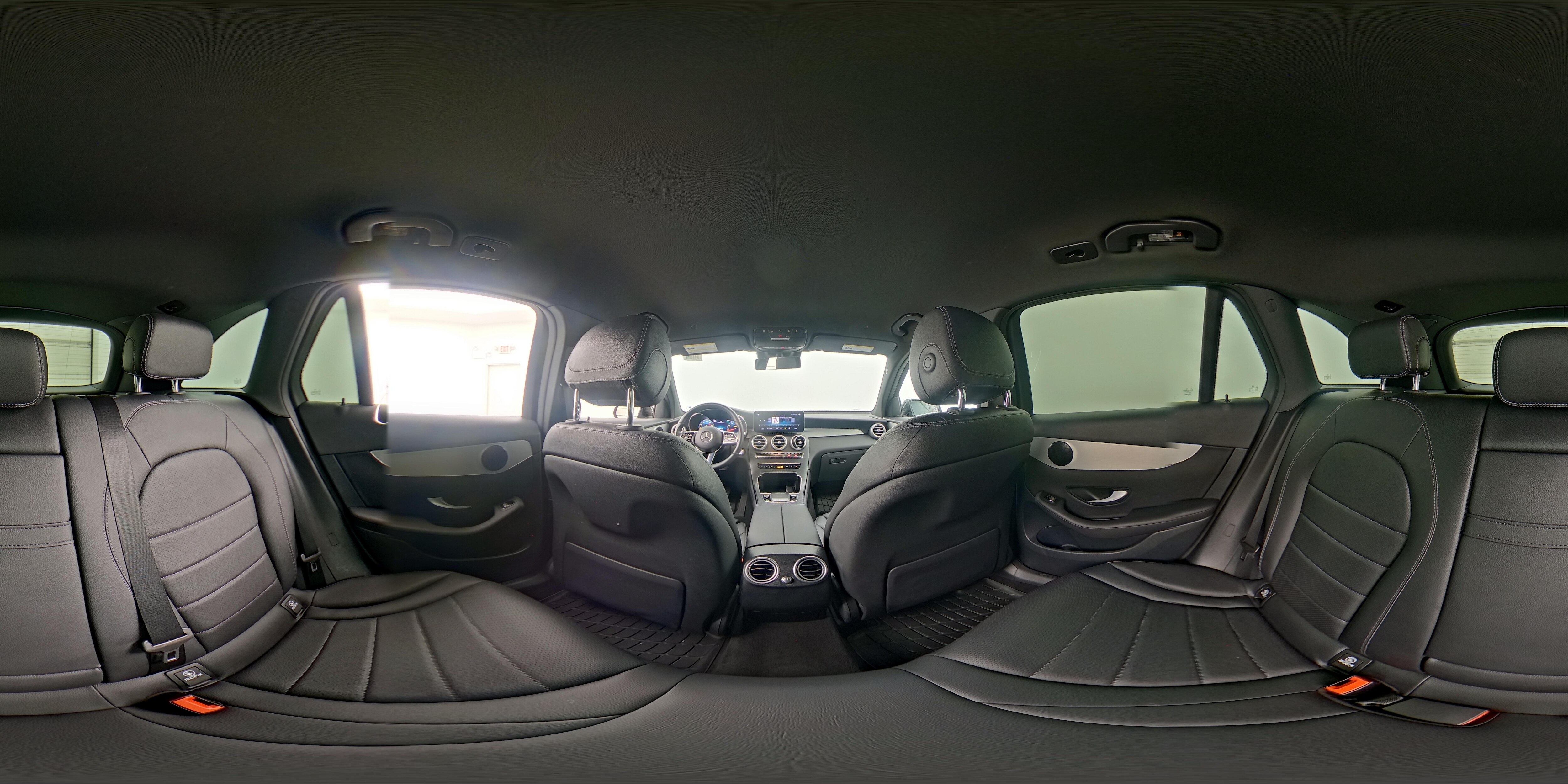2022 Mercedes-Benz GLC GLC300 - Photo 26