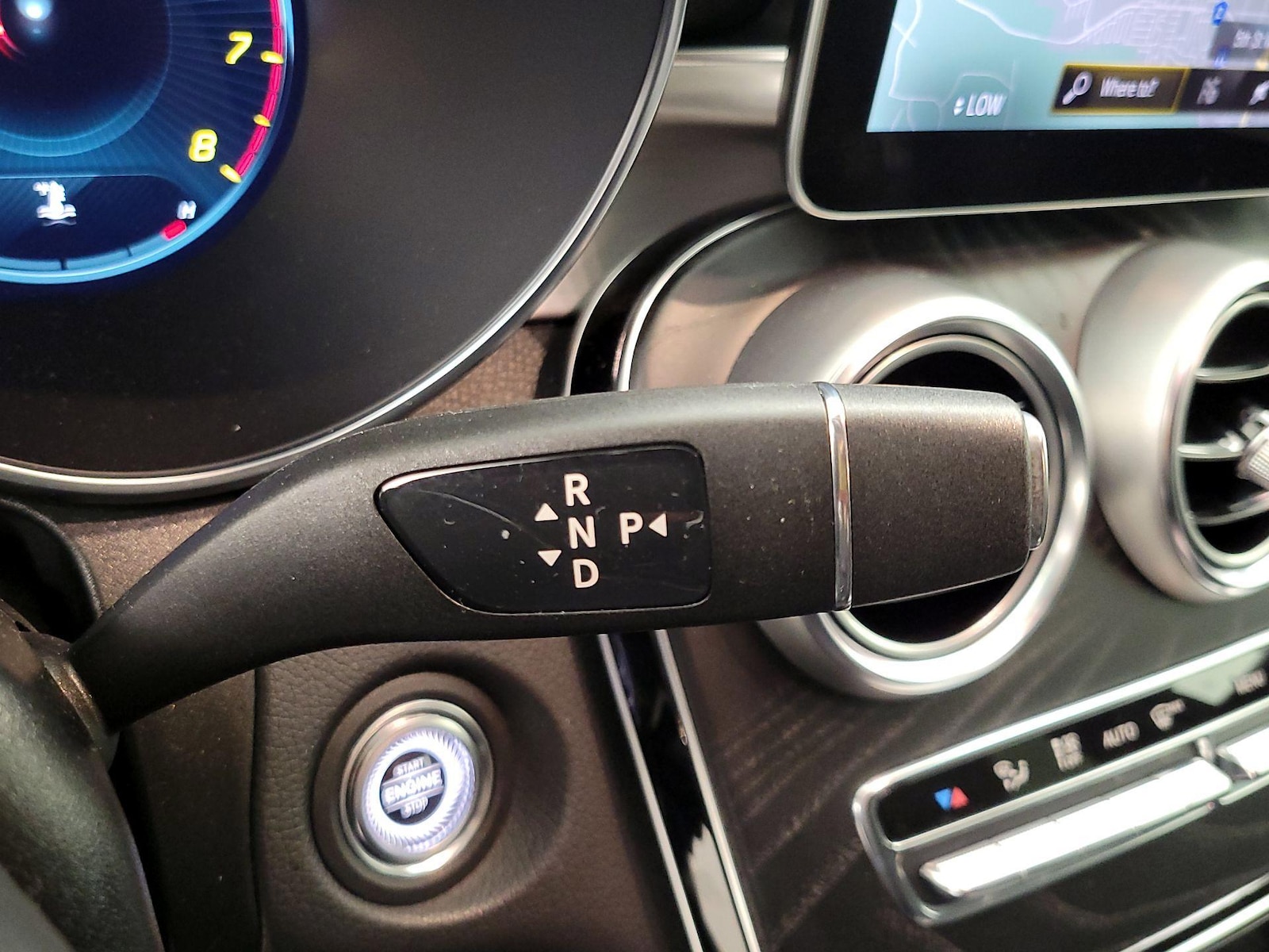 2022 Mercedes-Benz GLC GLC300 - Photo 19