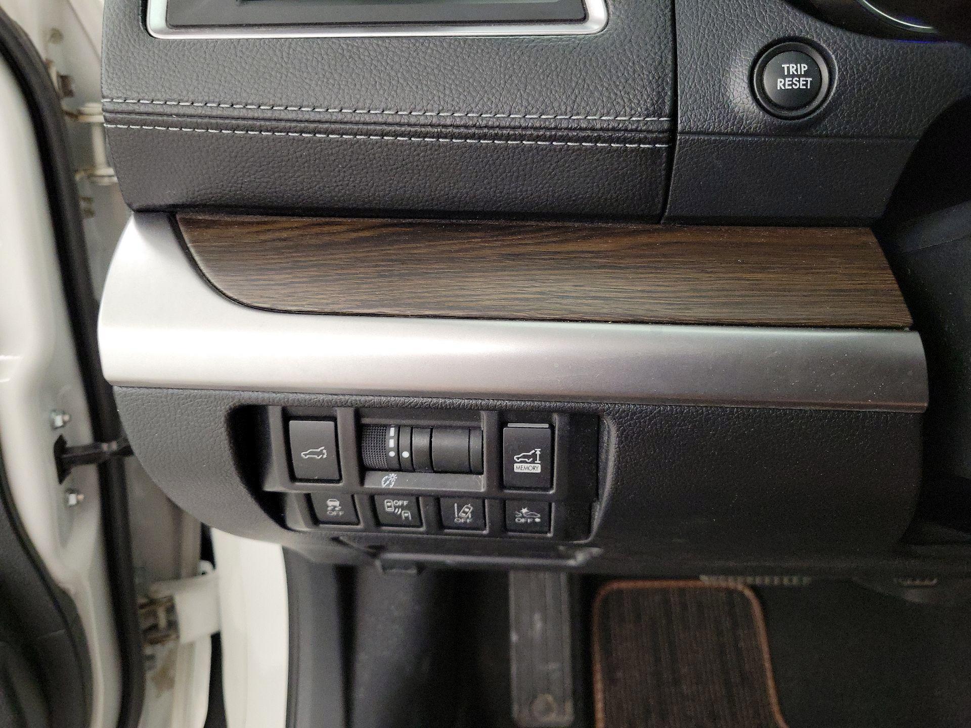 Thumbnail: 2019 Subaru Outback - 13