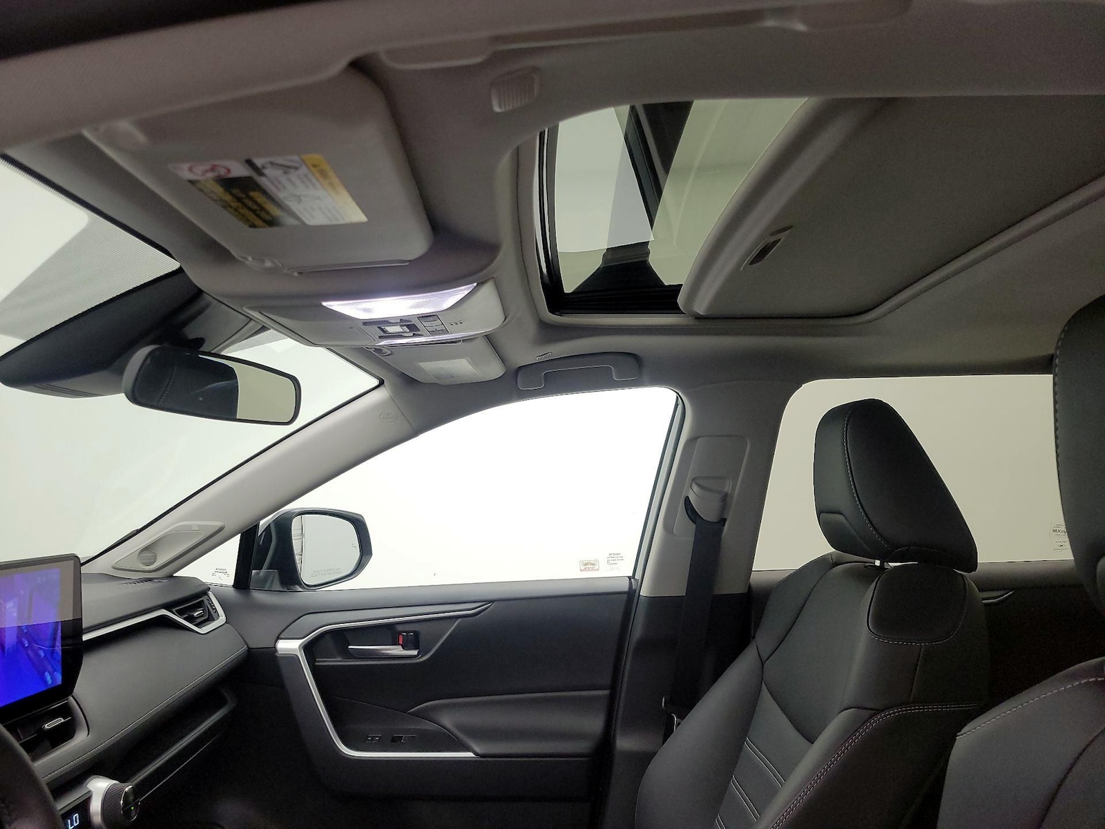 2024 Toyota RAV4 XLE Premium - Photo 20