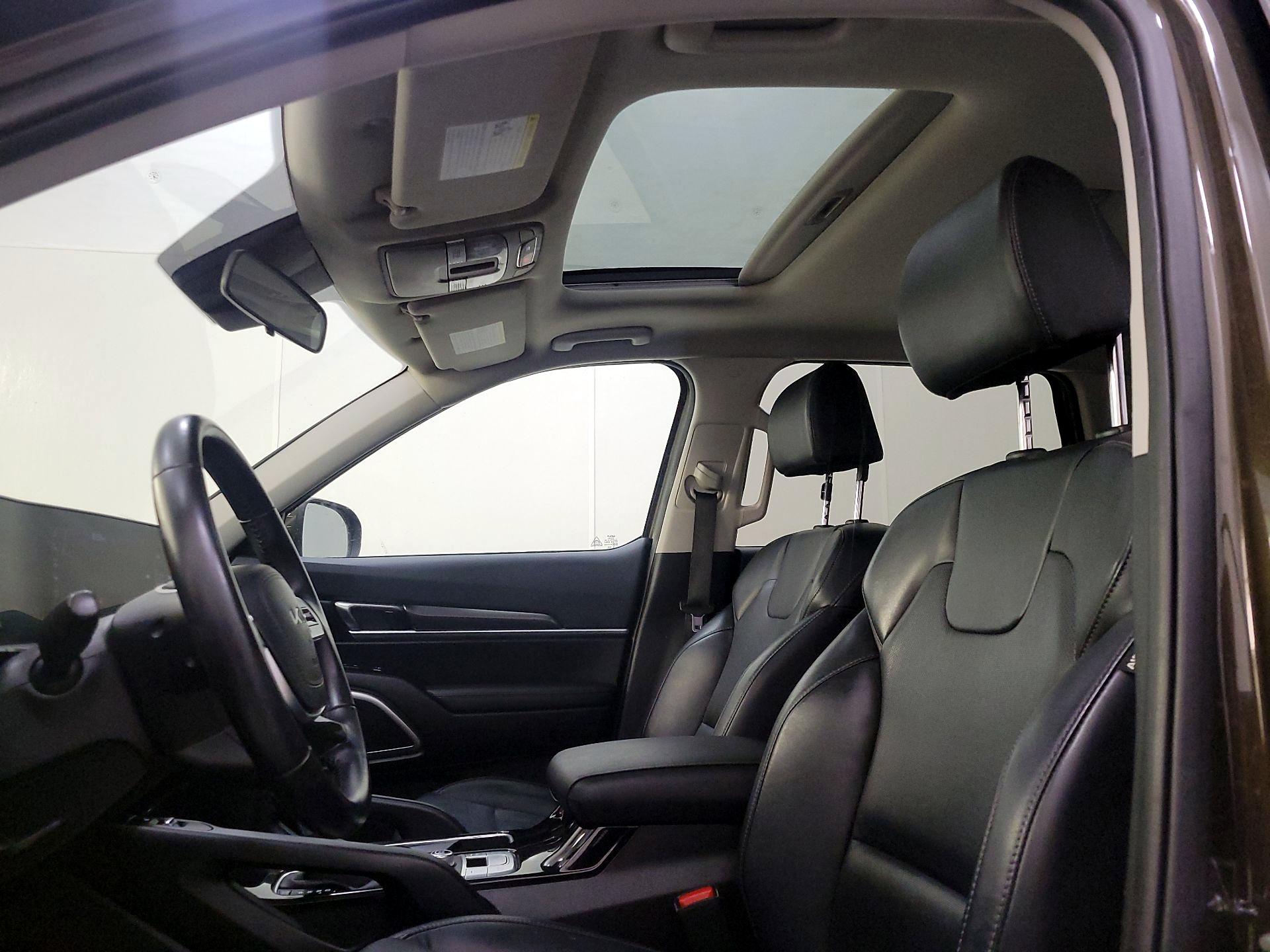 Thumbnail: 2023 Kia Telluride - 20