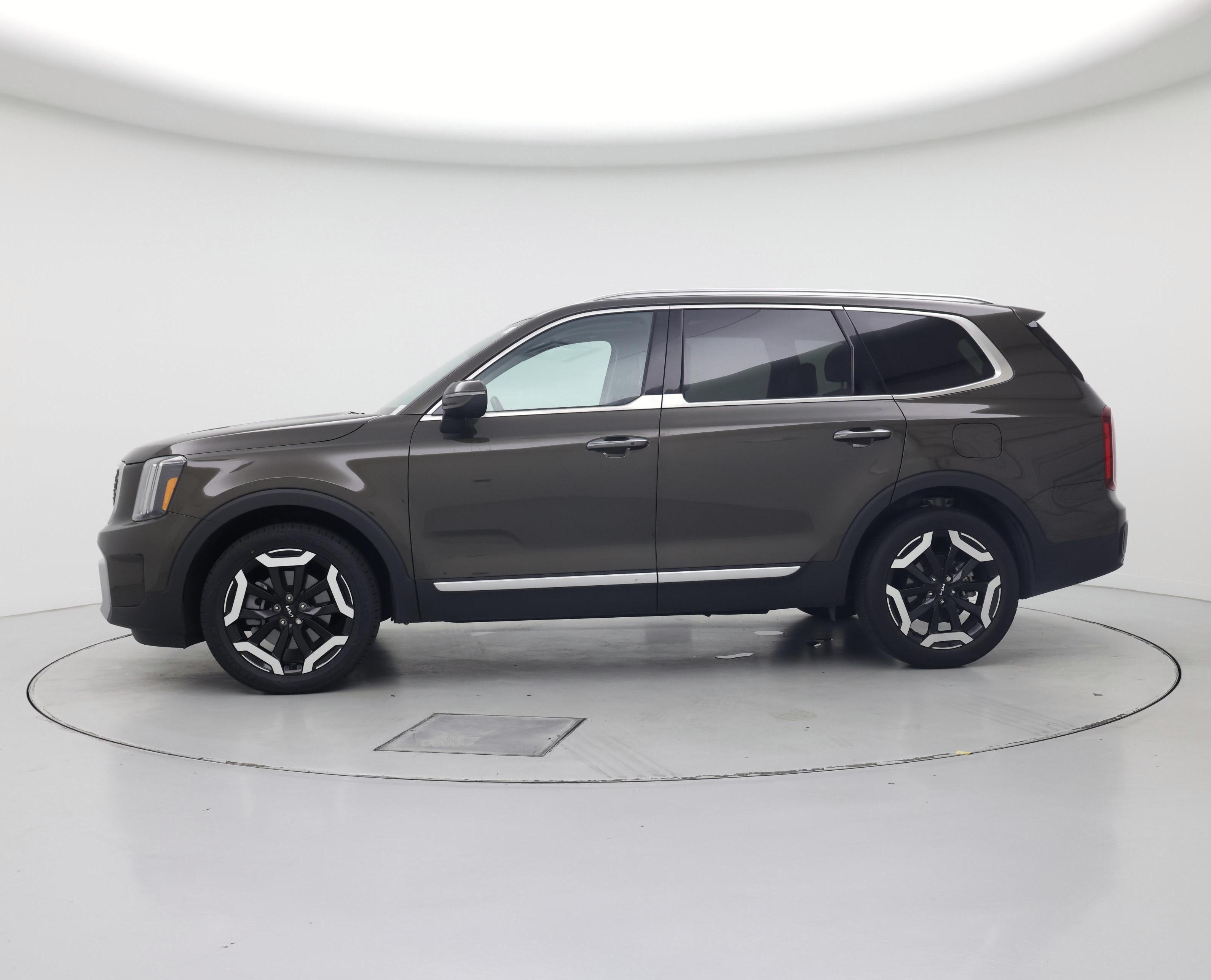 Thumbnail: 2023 Kia Telluride - 3