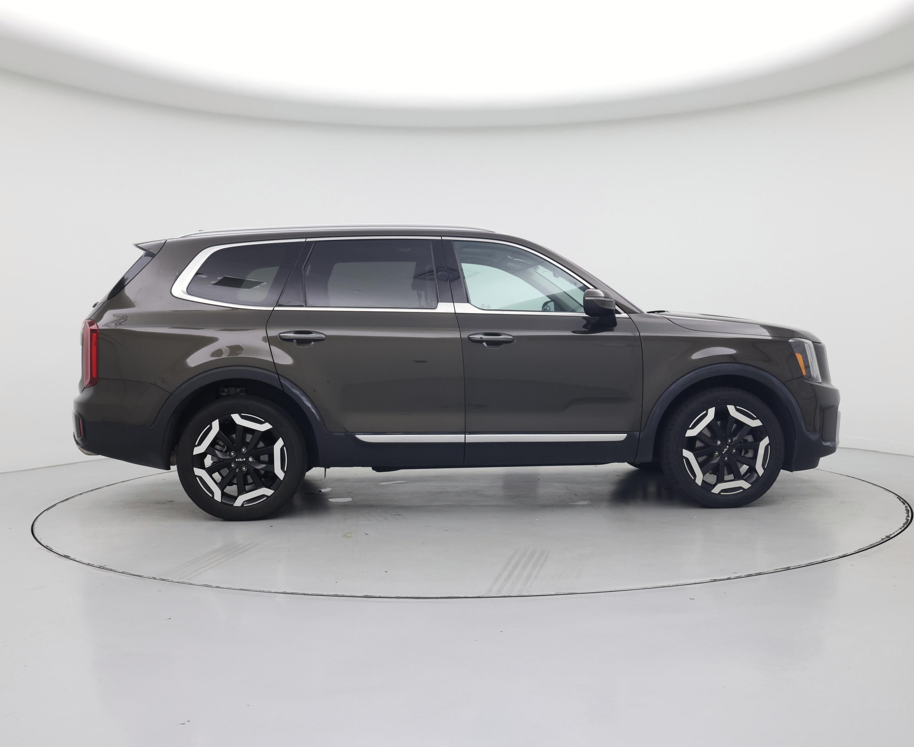 Thumbnail: 2023 Kia Telluride - 7