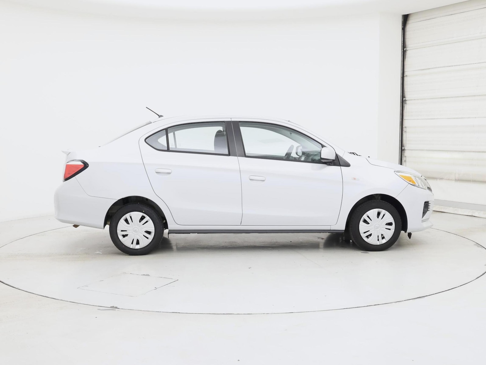 2022 Mitsubishi Mirage G4 ES - Photo 8