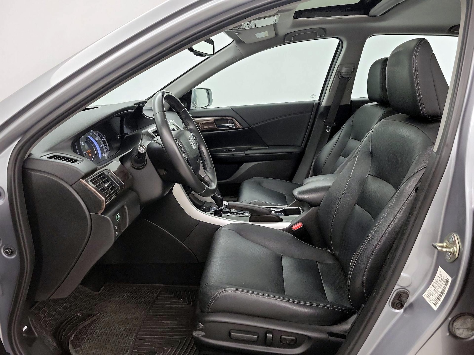 2016 Honda Accord EX-L - Photo 12