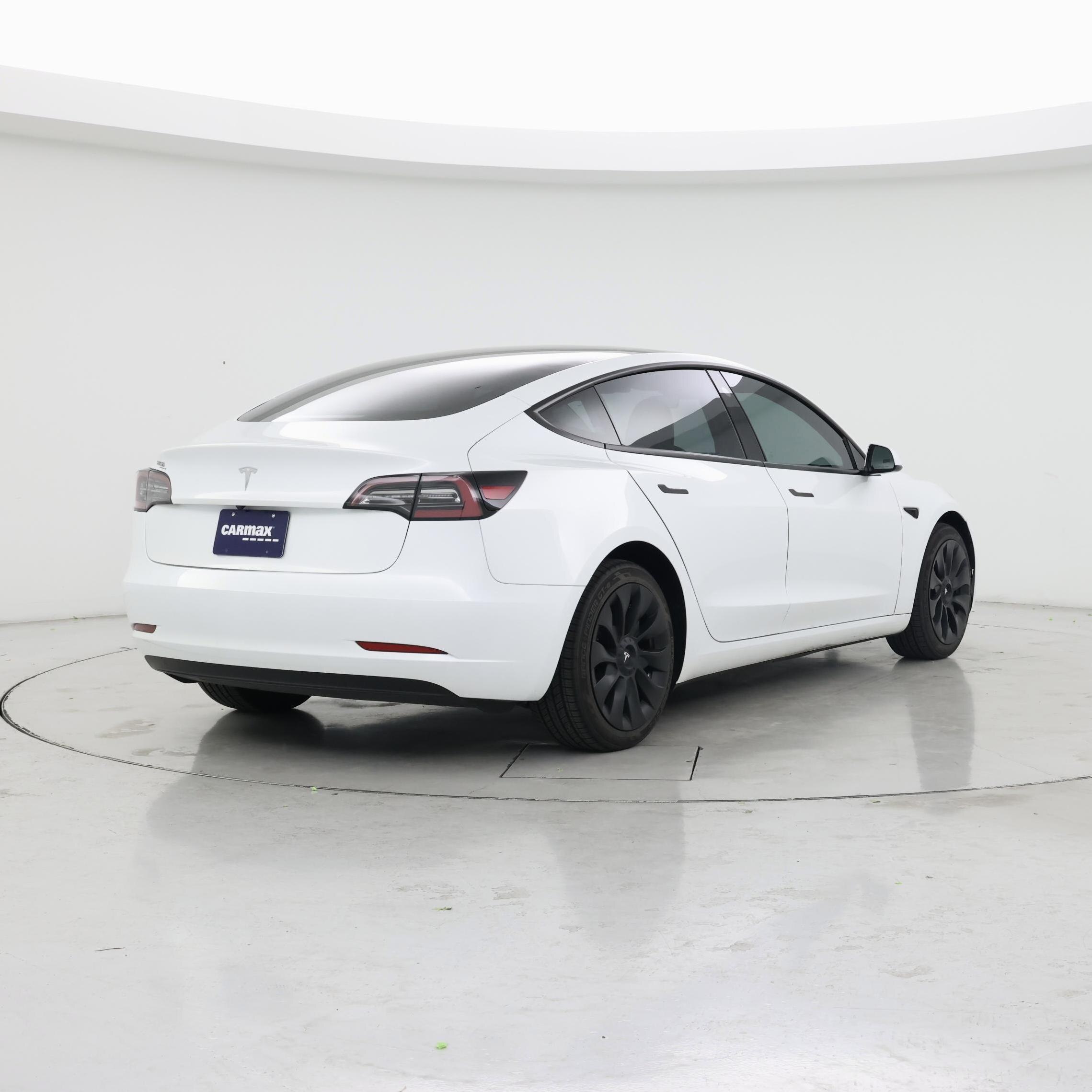 Thumbnail: 2023 Tesla Model 3 - 8
