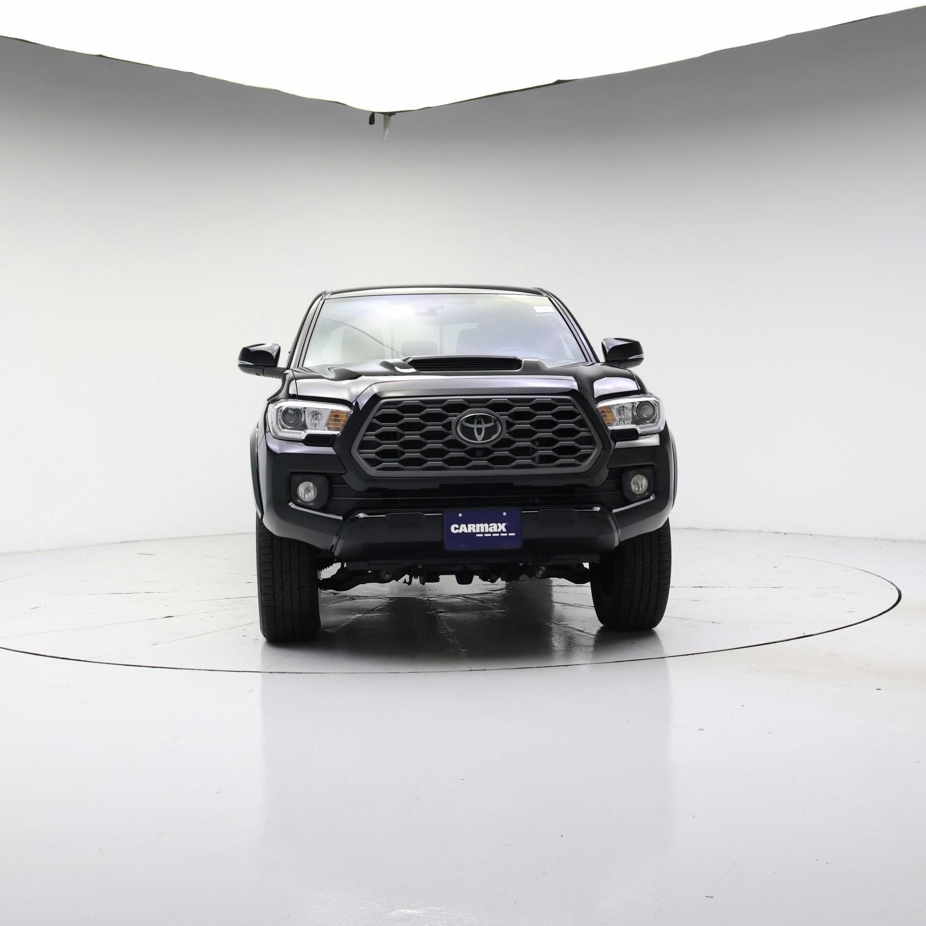 Thumbnail: 2023 Toyota Tacoma - 6