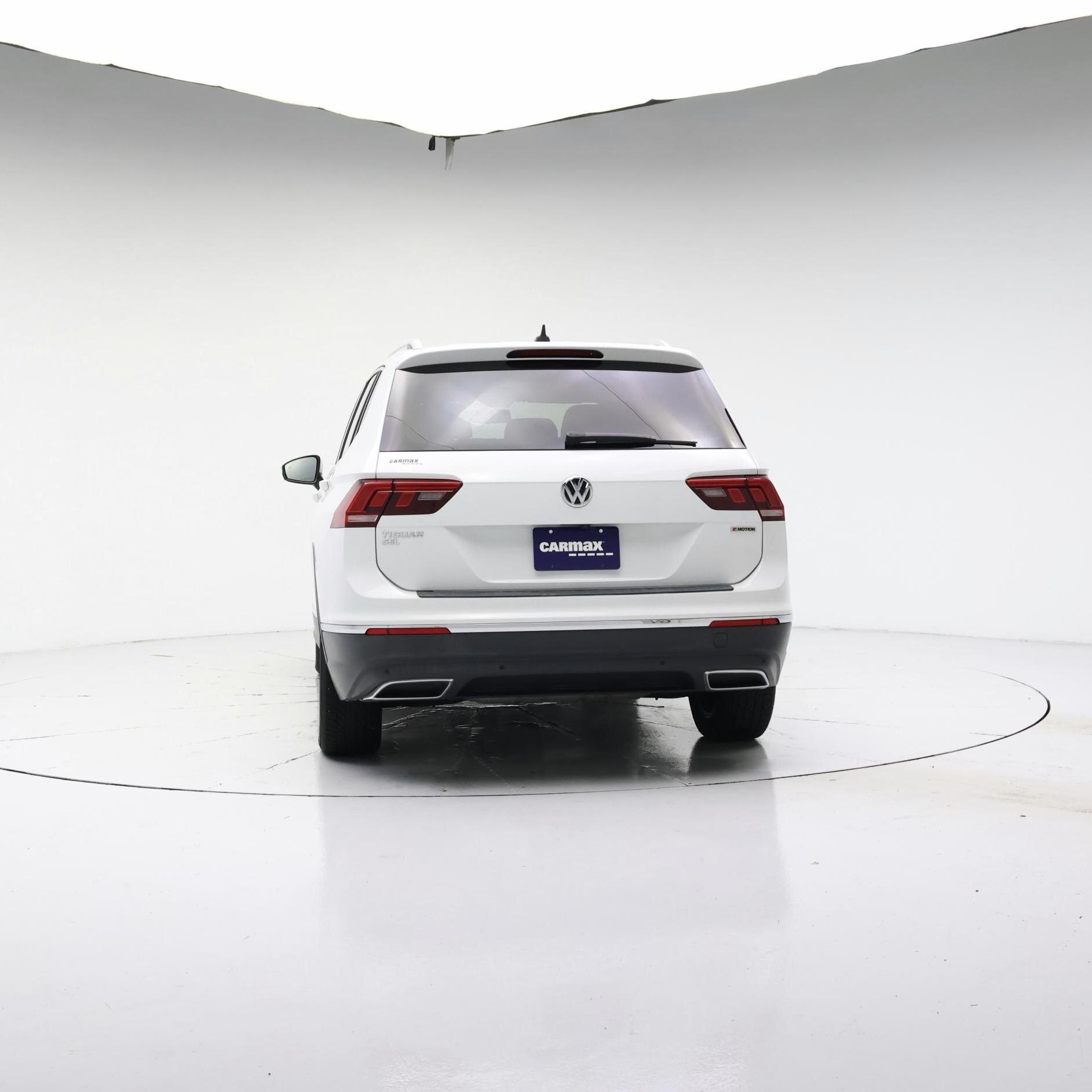Thumbnail: 2019 Volkswagen Tiguan - 6