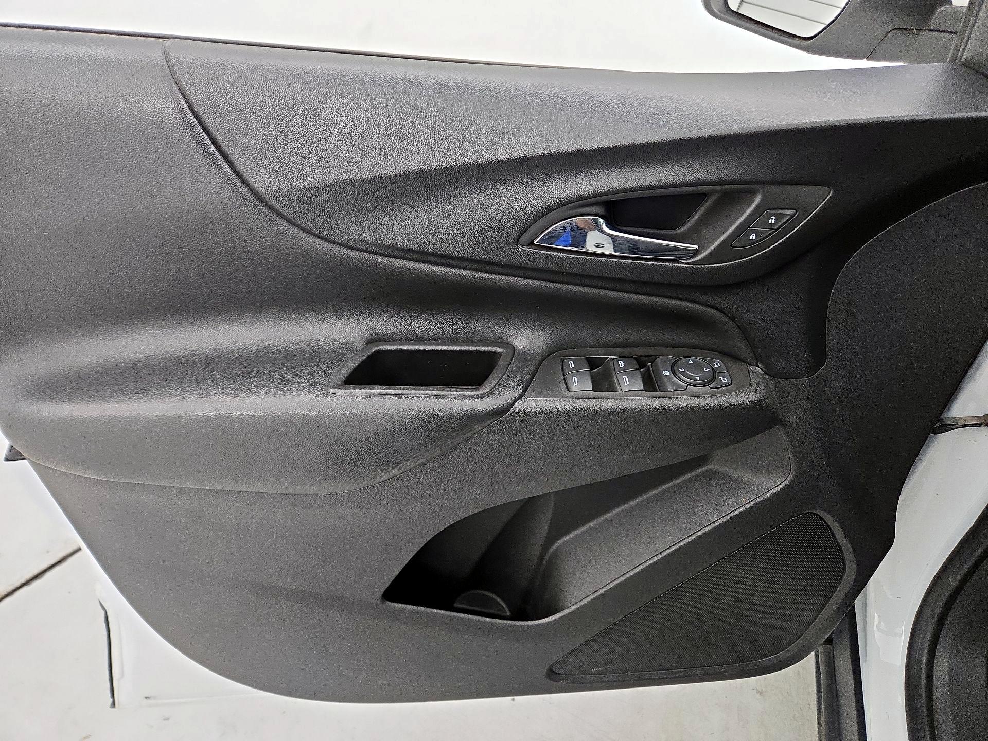 Thumbnail: 2020 Chevrolet Equinox - 12