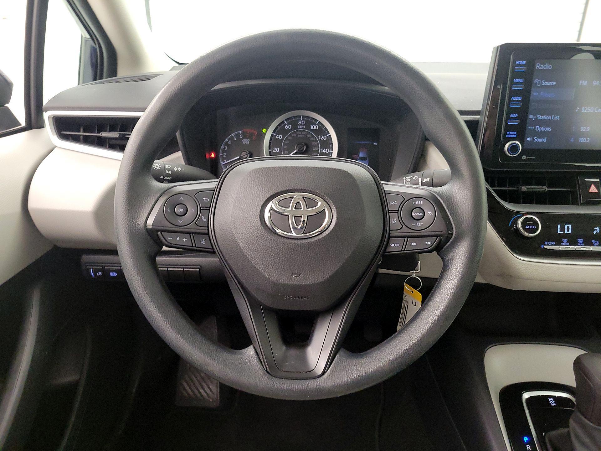 Thumbnail: 2022 Toyota Corolla - 10