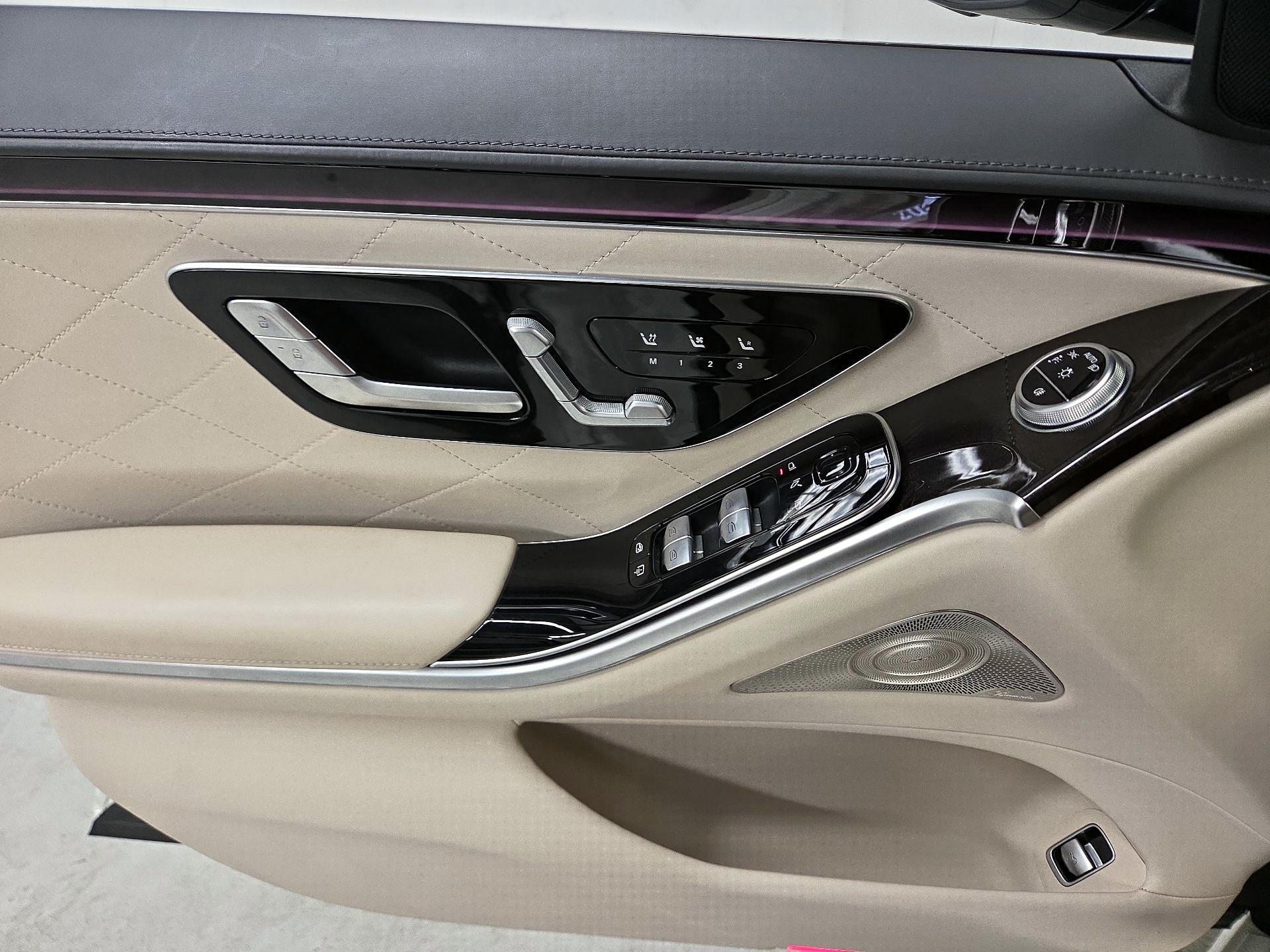 Thumbnail: 2021 Mercedes-Benz S-Class - 12