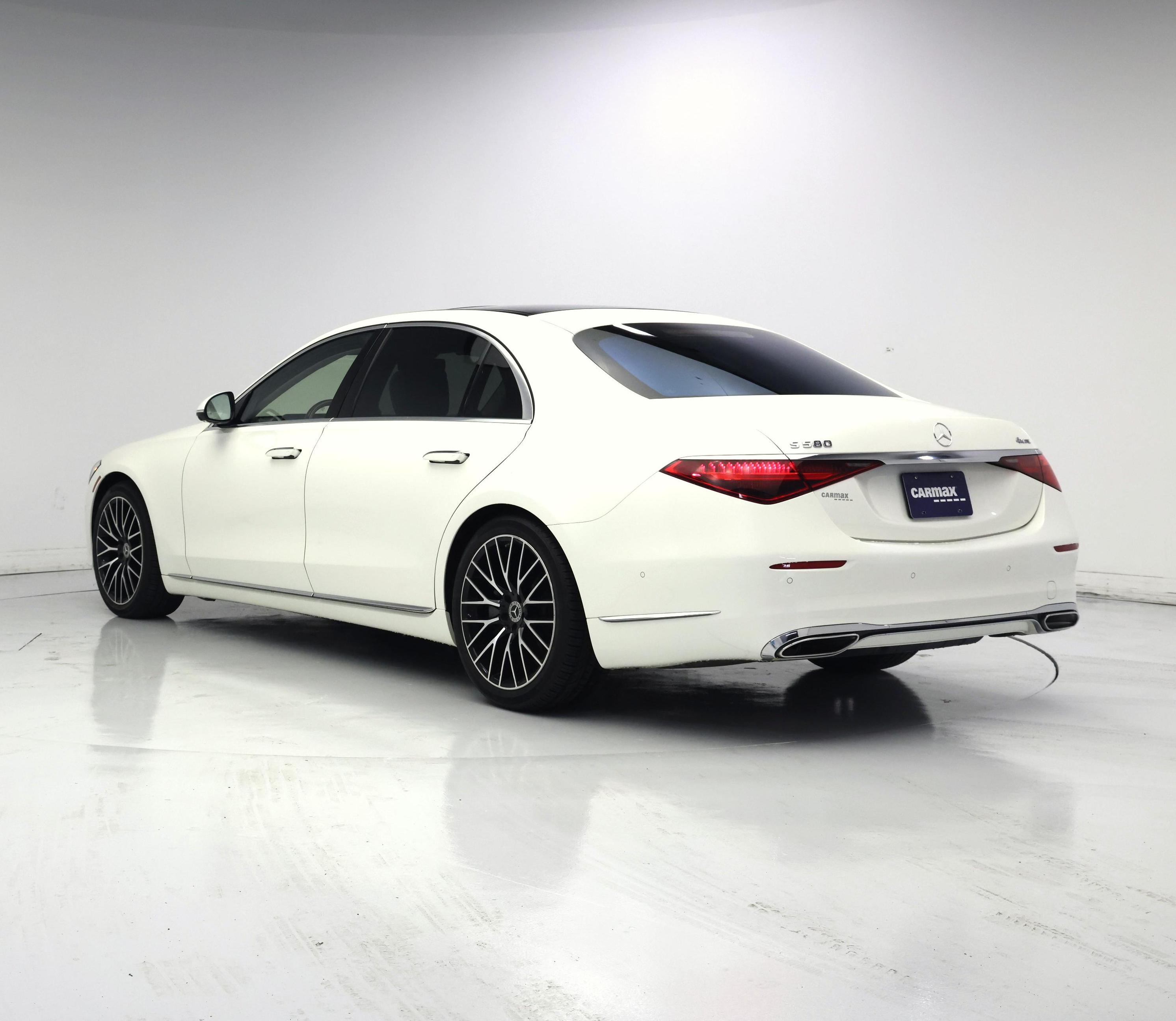 Thumbnail: 2021 Mercedes-Benz S-Class - 2