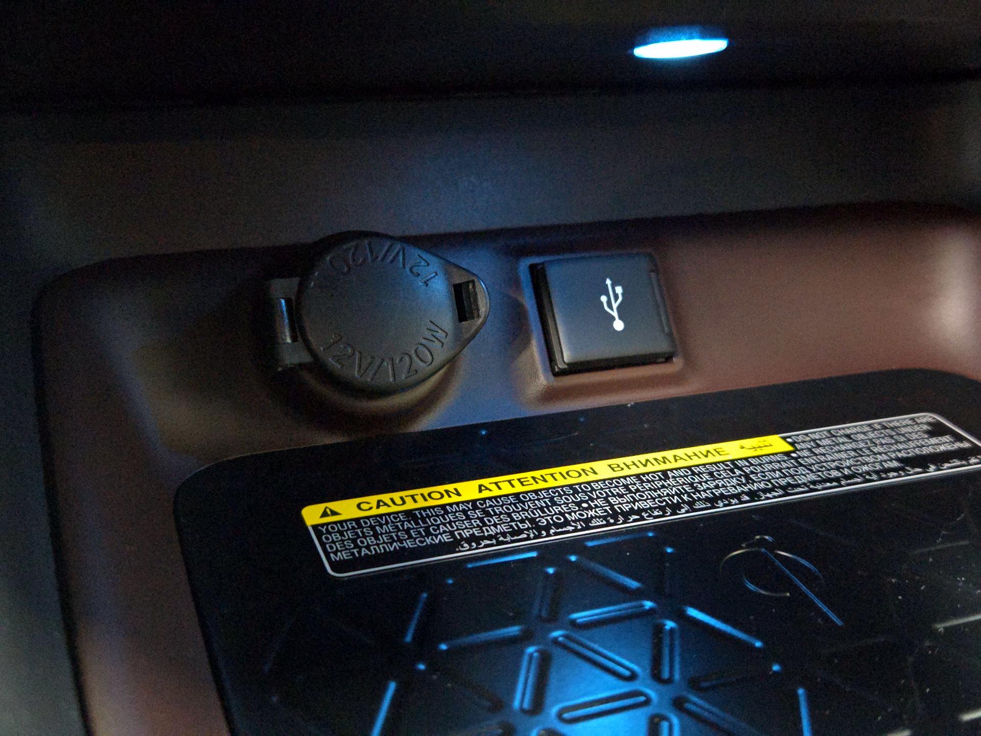 Thumbnail: 2020 Toyota RAV4 - 19