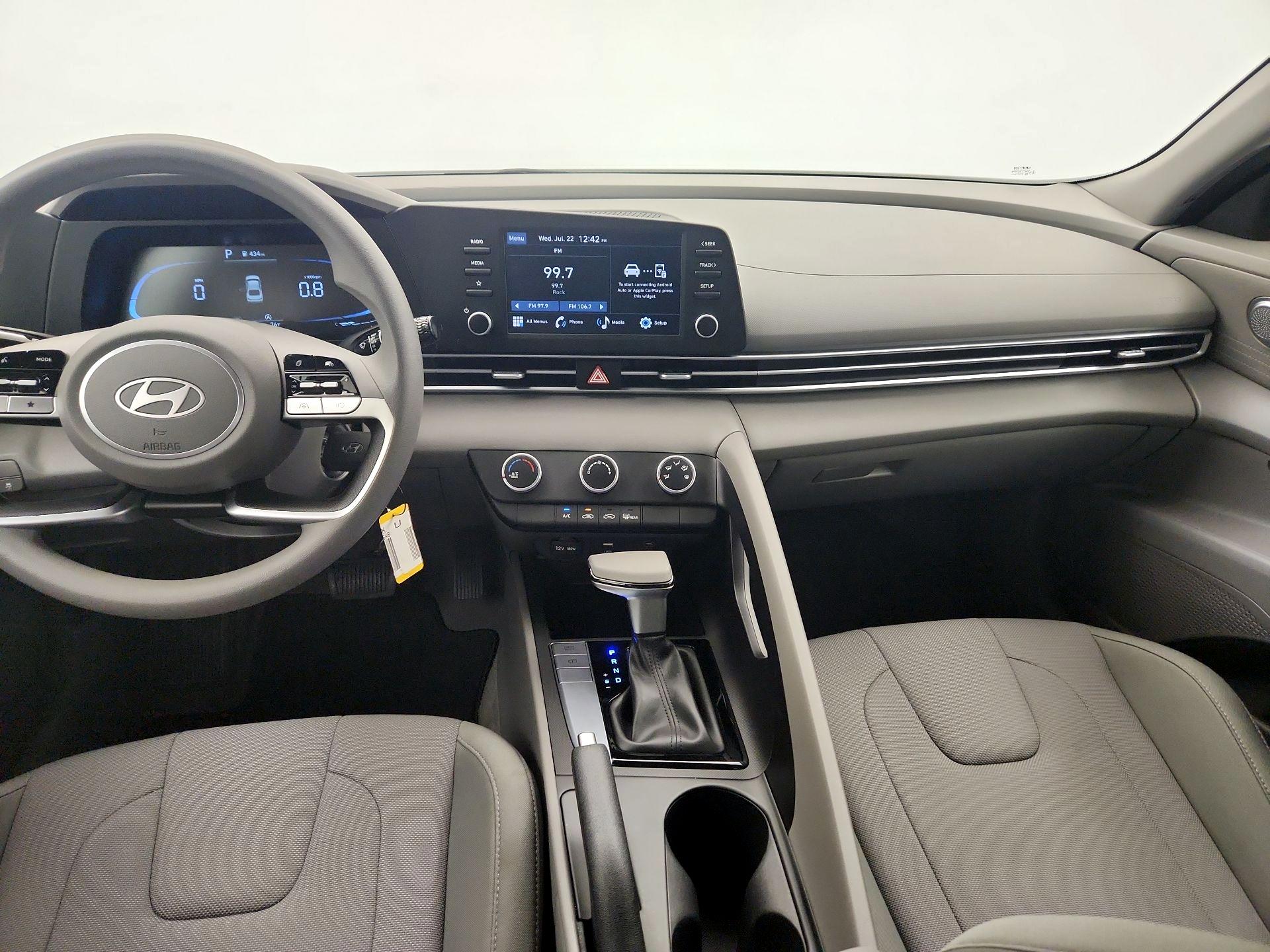 Thumbnail: 2025 Hyundai Elantra - 9