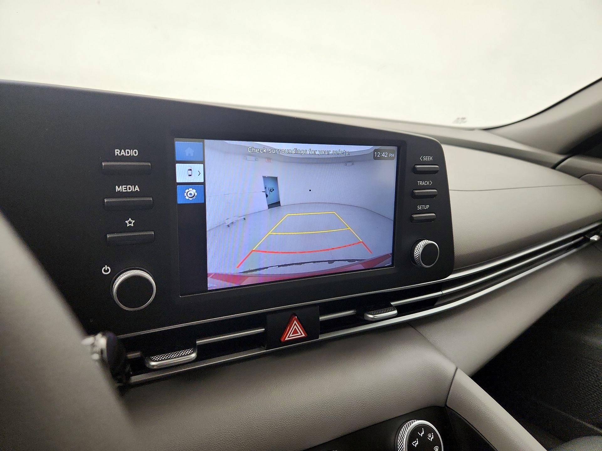 Thumbnail: 2025 Hyundai Elantra - 13