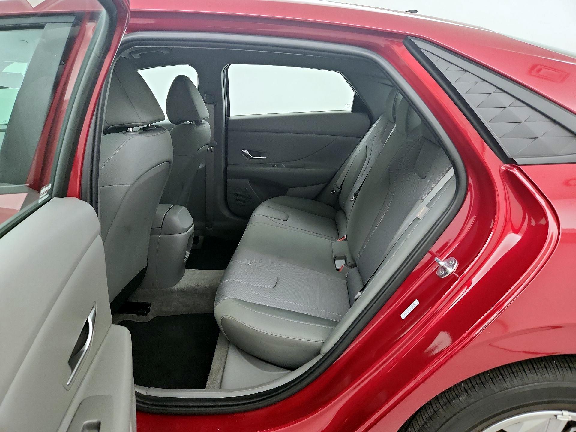 Thumbnail: 2025 Hyundai Elantra - 18