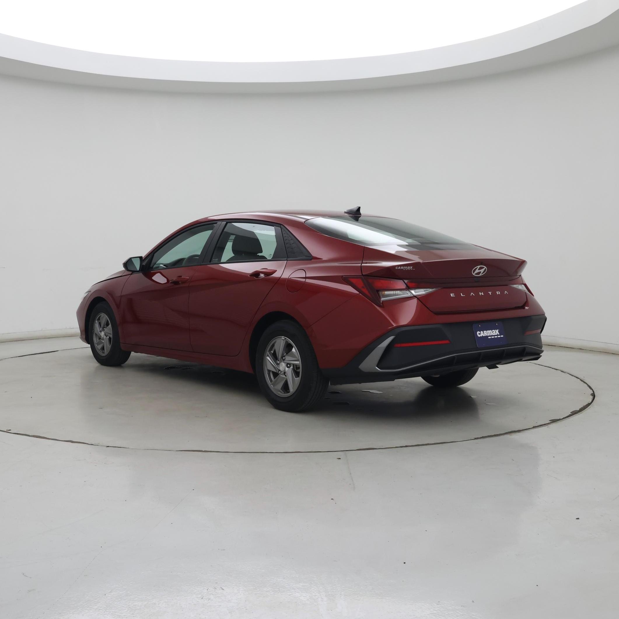 Thumbnail: 2025 Hyundai Elantra - 2