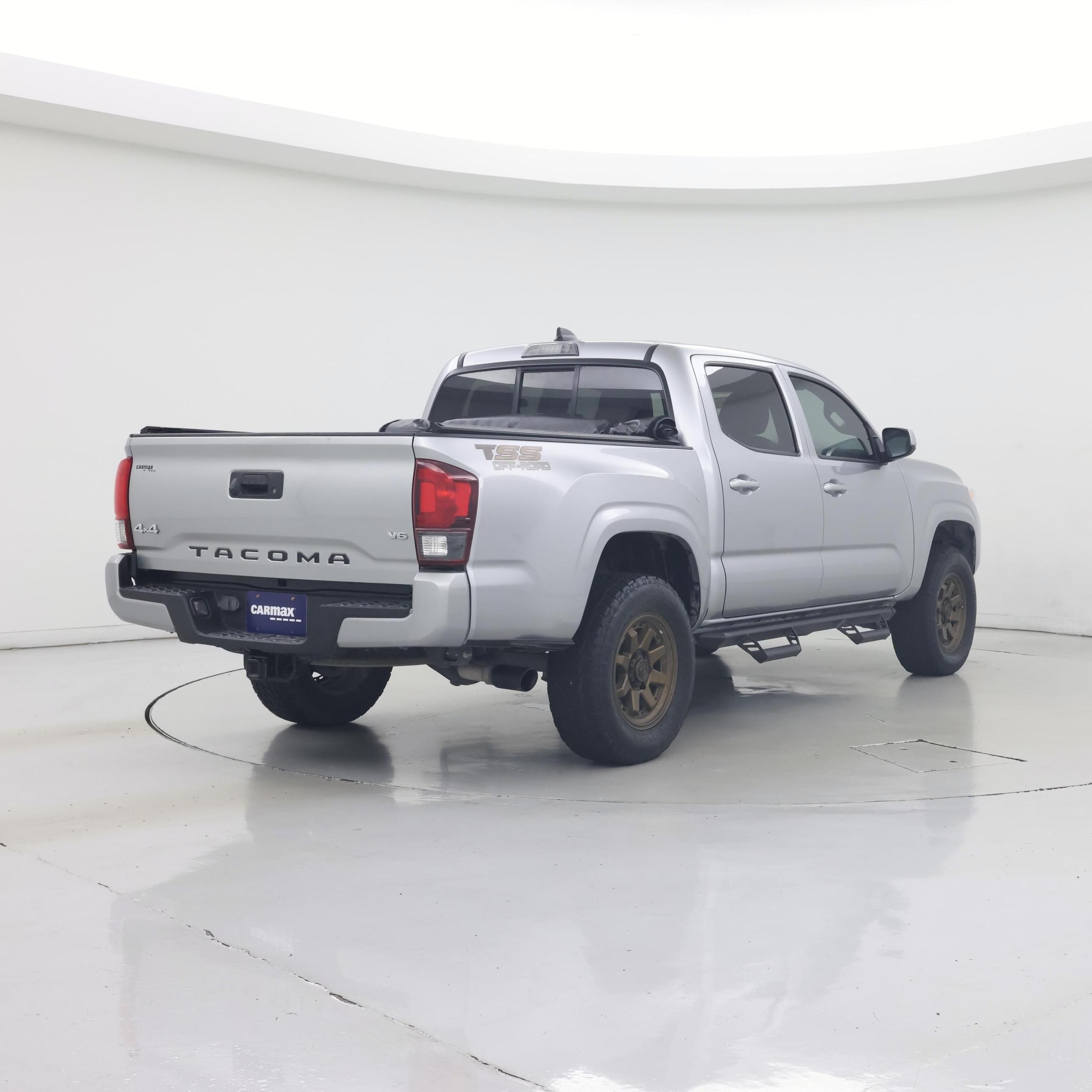 Thumbnail: 2023 Toyota Tacoma - 8