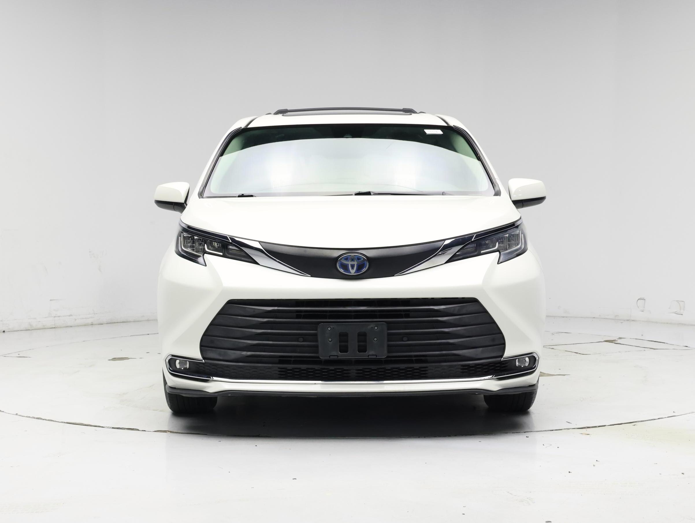 Thumbnail: 2021 Toyota Sienna - 5