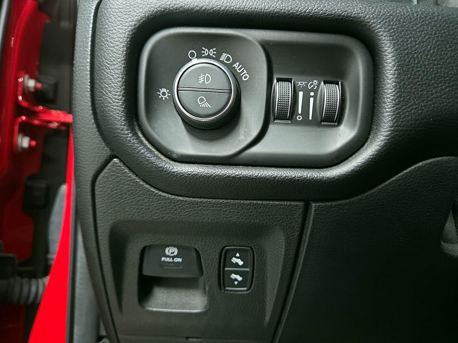 2020 RAM Ram 1500 Pickup Laramie - Photo 14