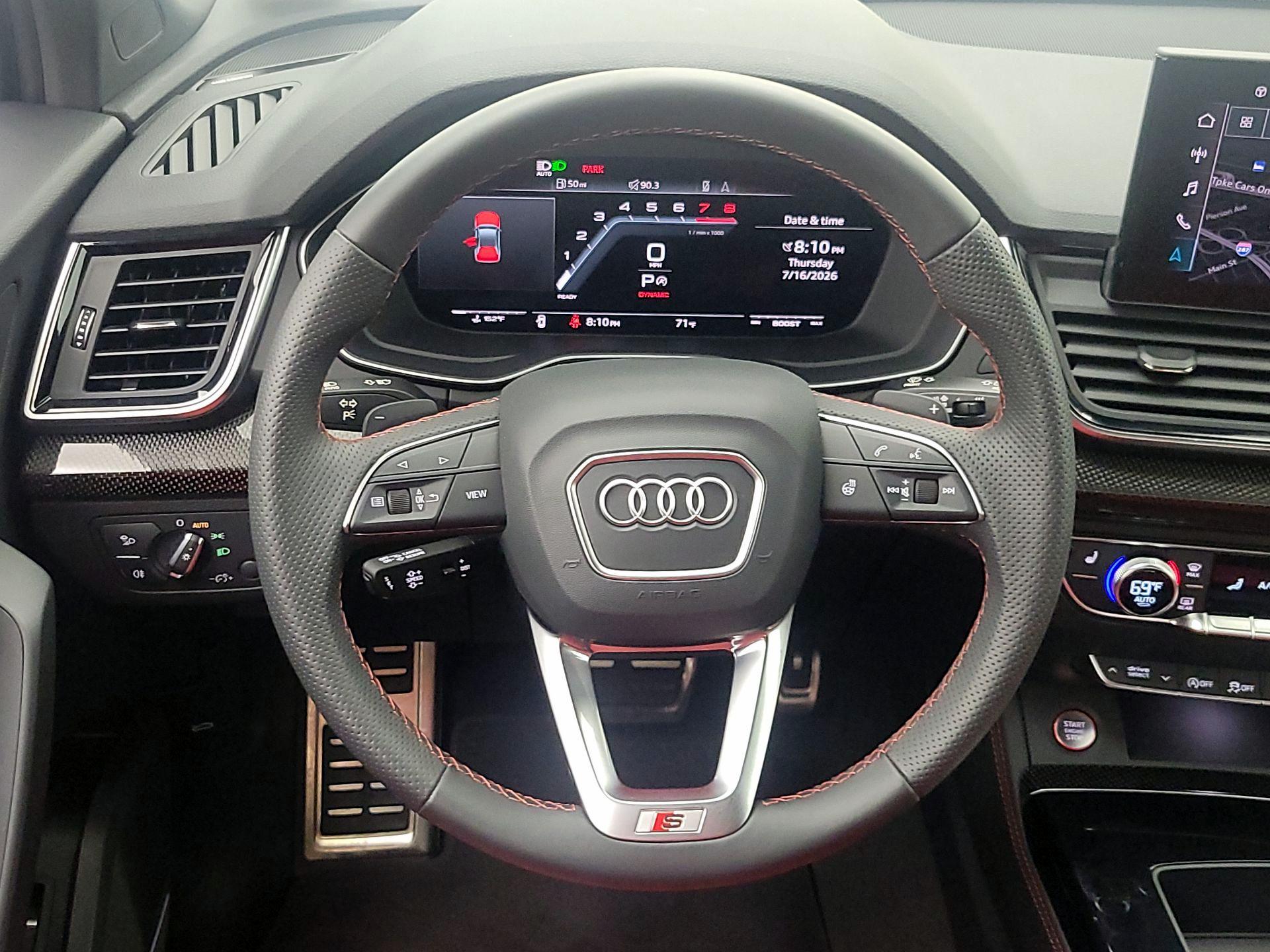 Thumbnail: 2023 Audi SQ5 - 10