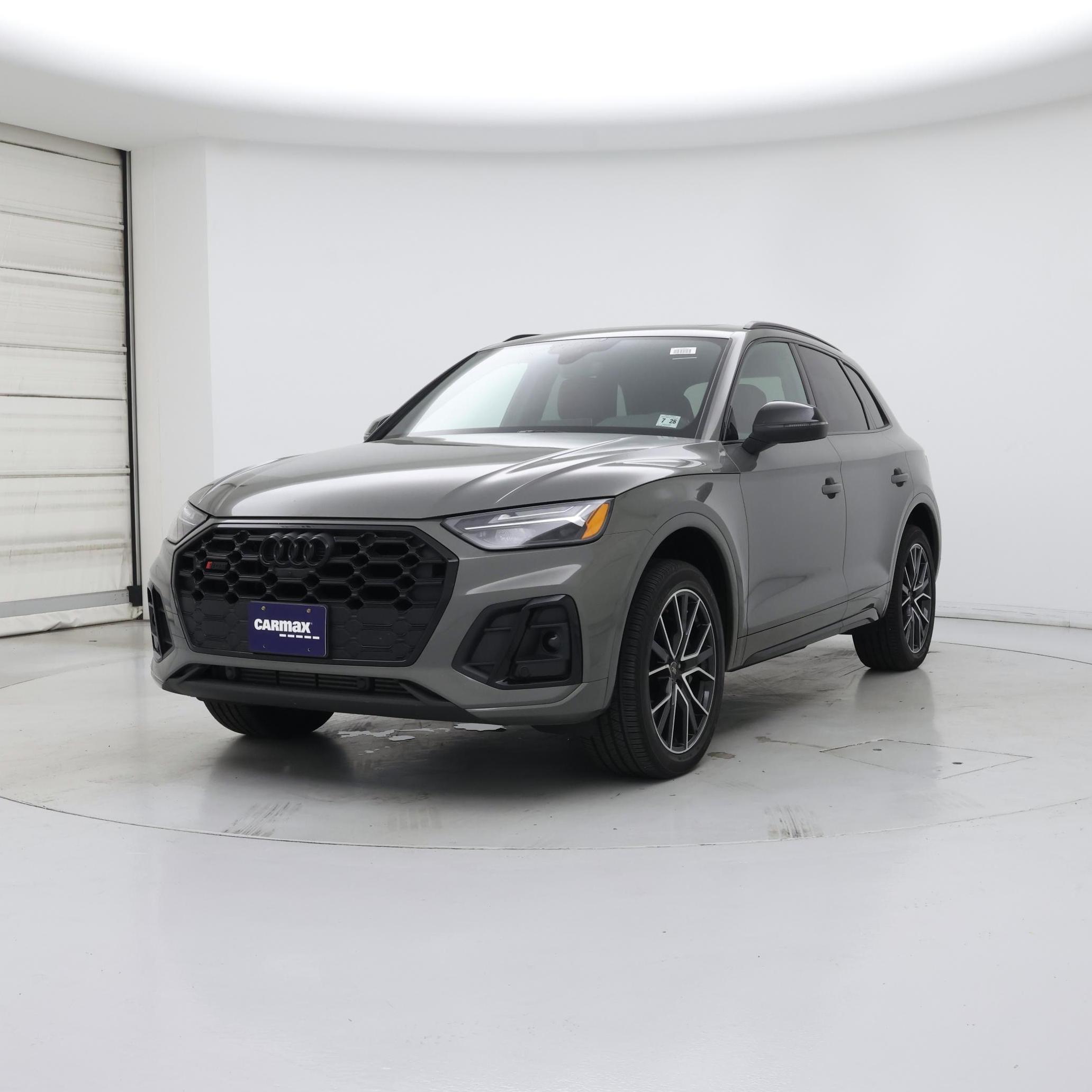 Thumbnail: 2023 Audi SQ5 - 4