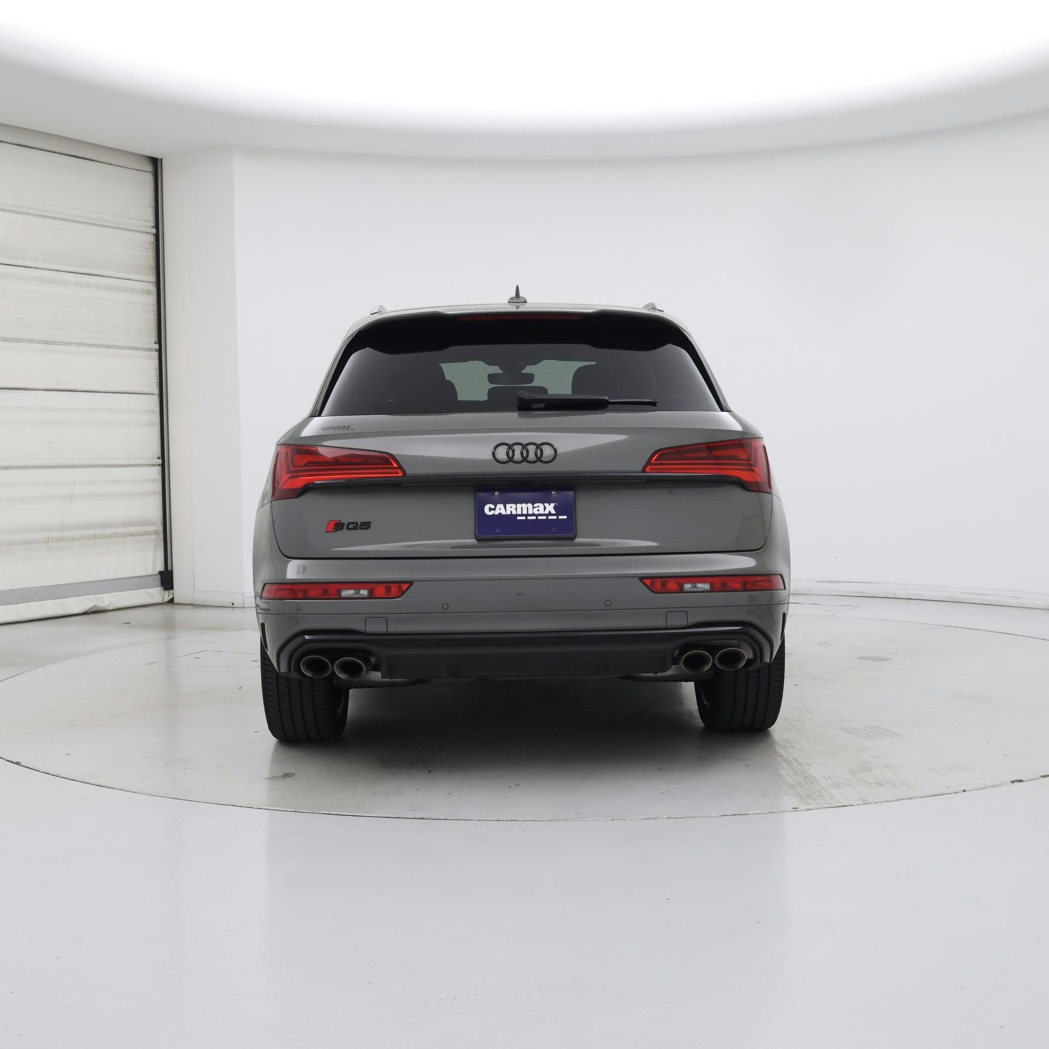 Thumbnail: 2023 Audi SQ5 - 6