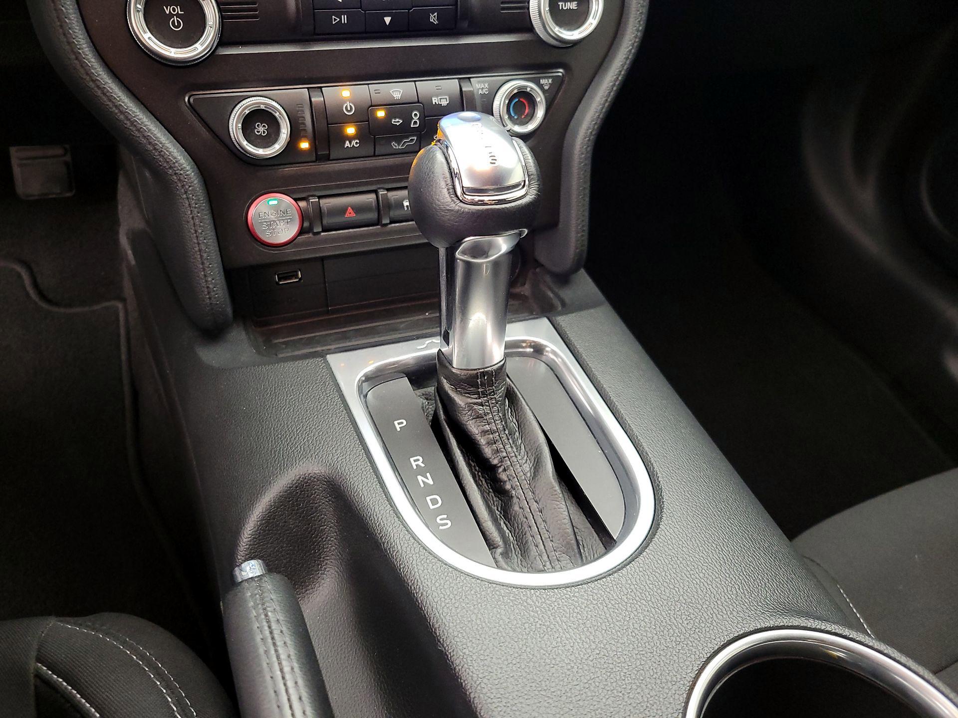 Thumbnail: 2019 Ford Mustang - 17