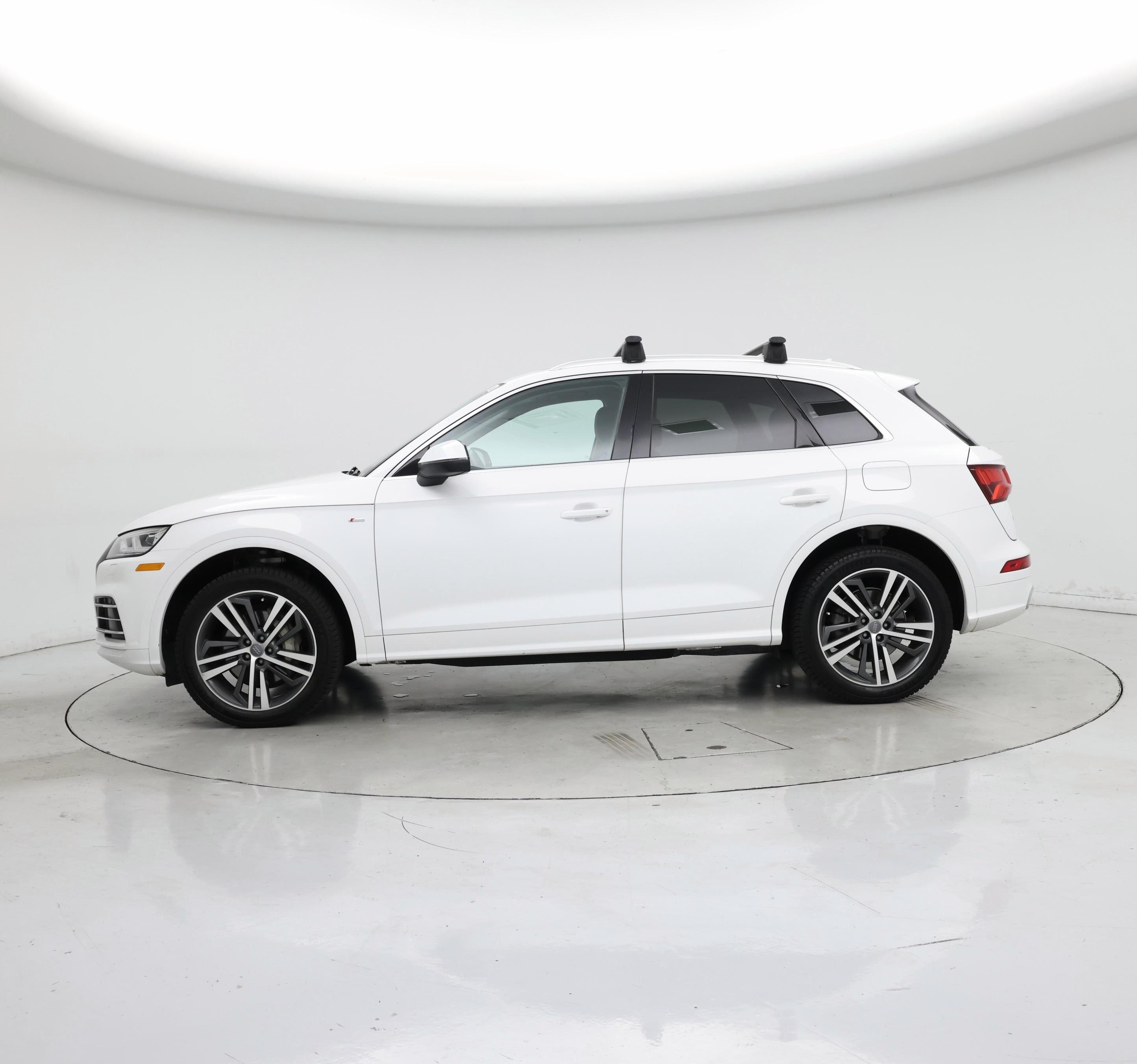 Thumbnail: 2020 Audi Q5 - 3