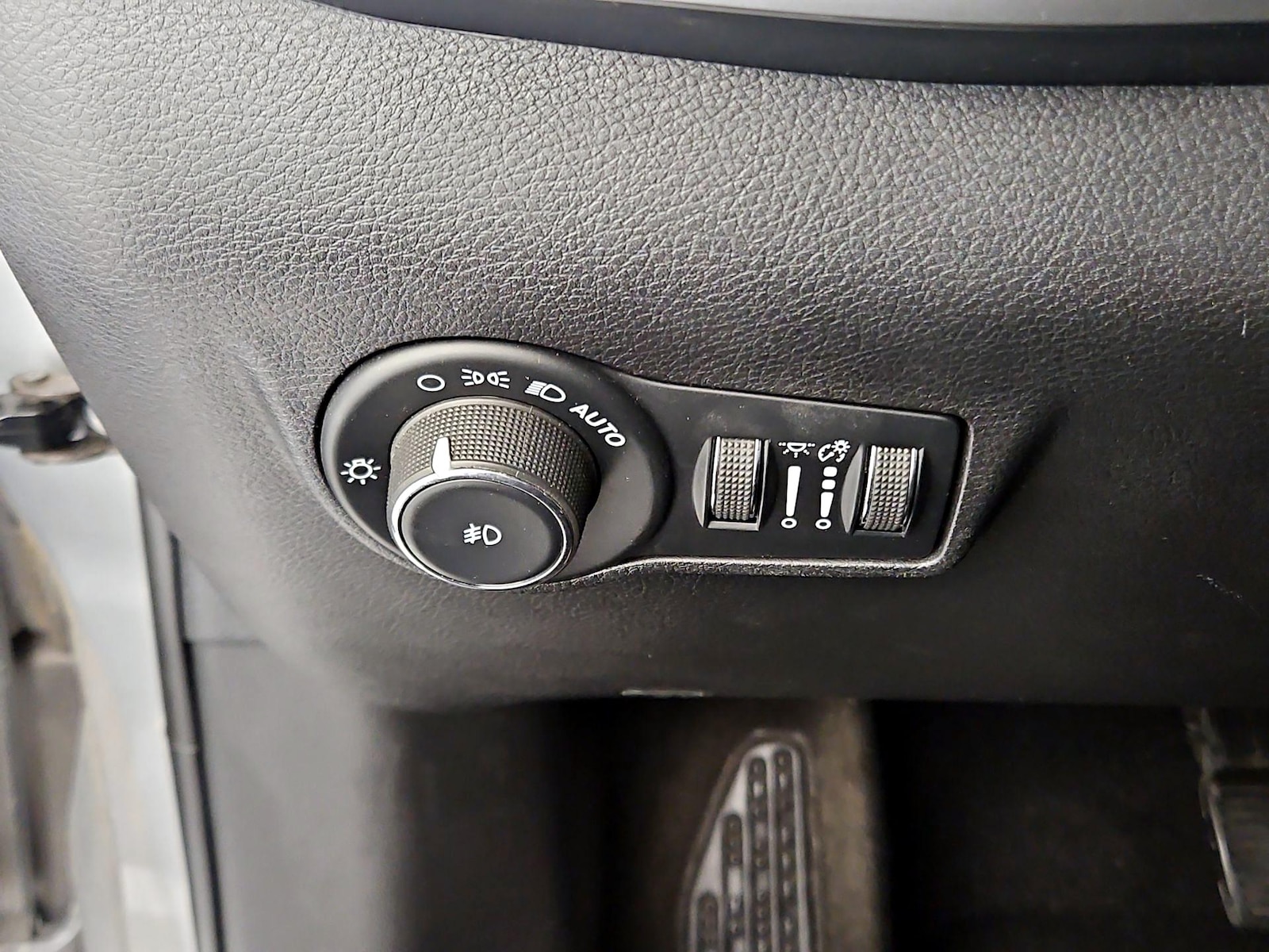 2022 Jeep Compass Latitude - Photo 14