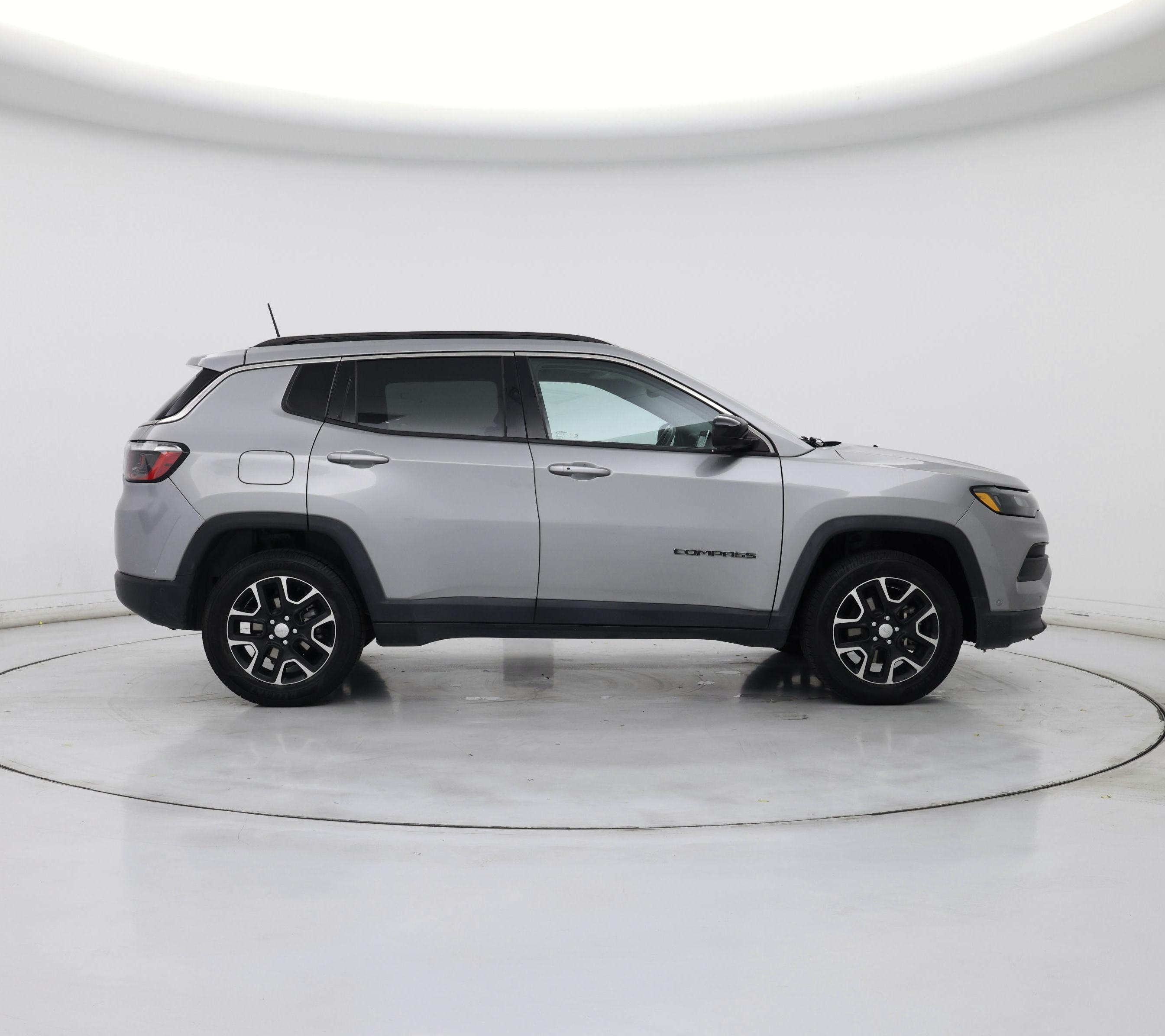Thumbnail: 2022 Jeep Compass - 7