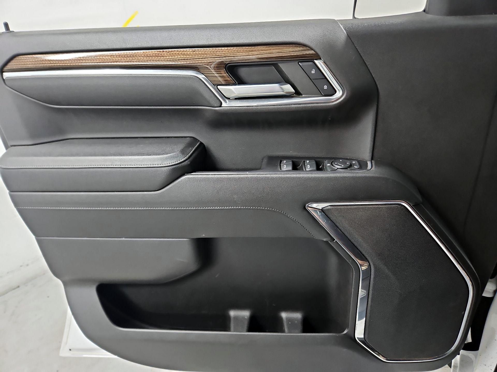 Thumbnail: 2023 Chevrolet Silverado 1500 - 12