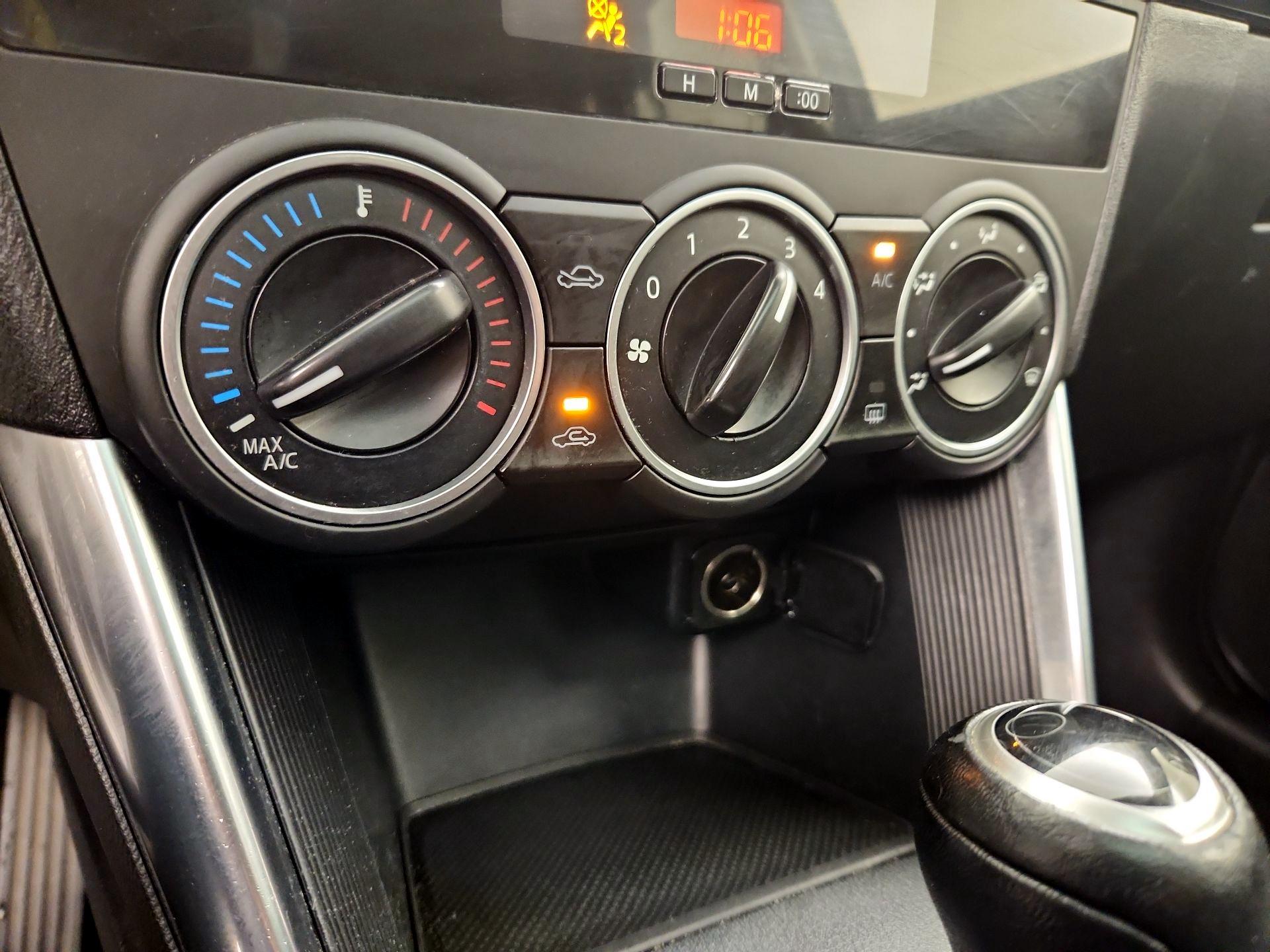 Thumbnail: 2014 Mazda CX-5 - 16