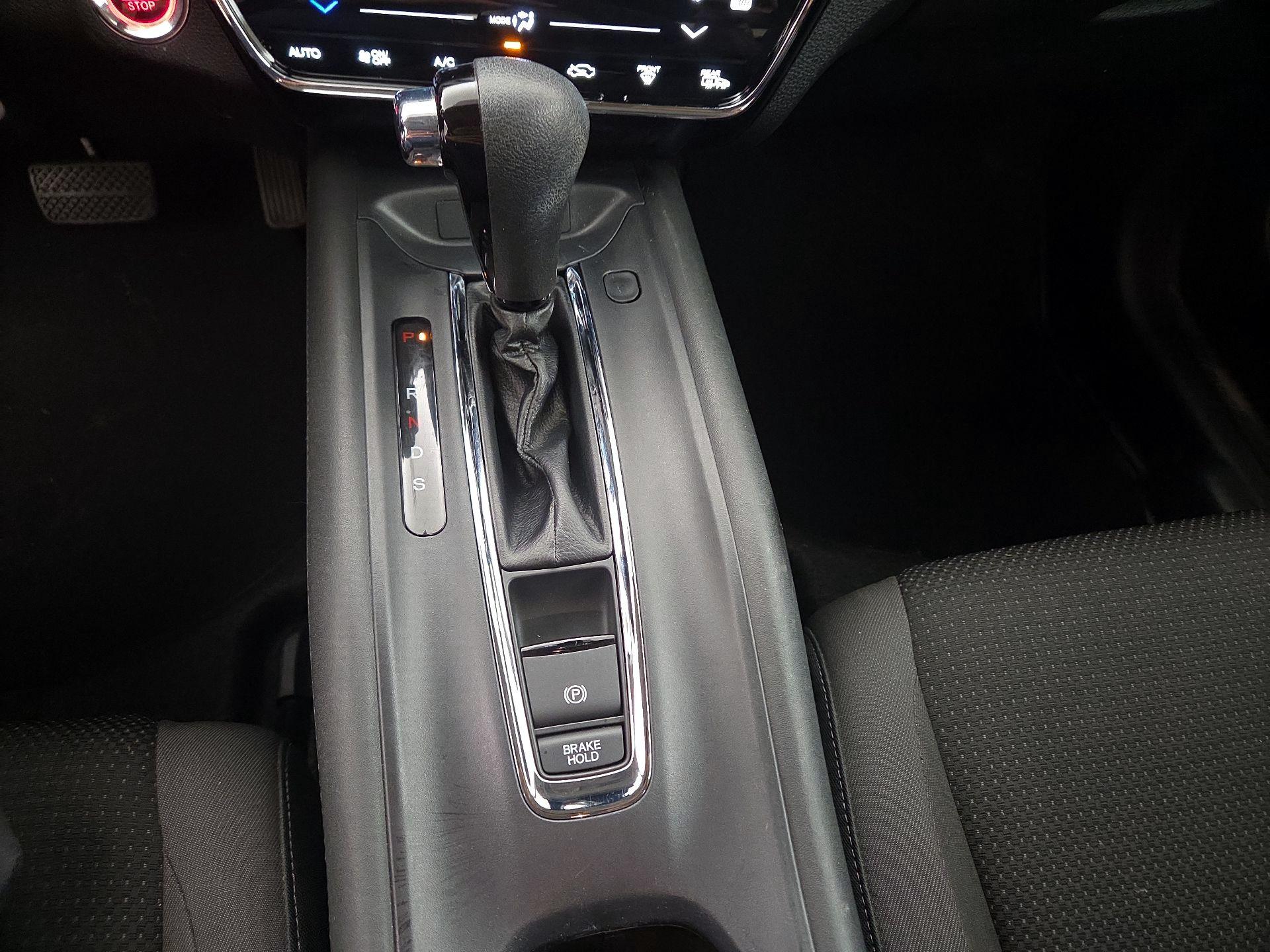 Thumbnail: 2021 Honda HR-V - 17