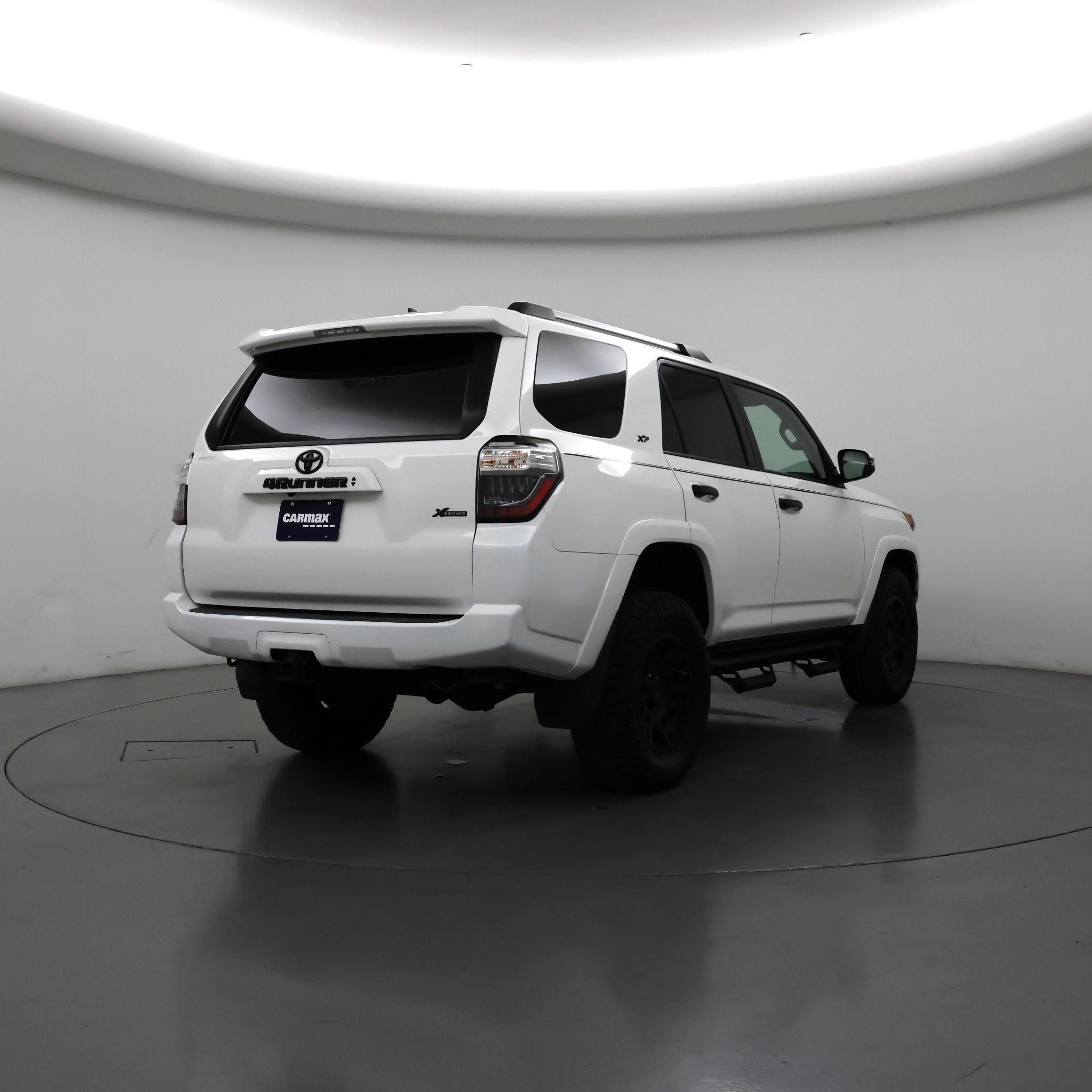 Thumbnail: 2023 Toyota 4Runner - 8