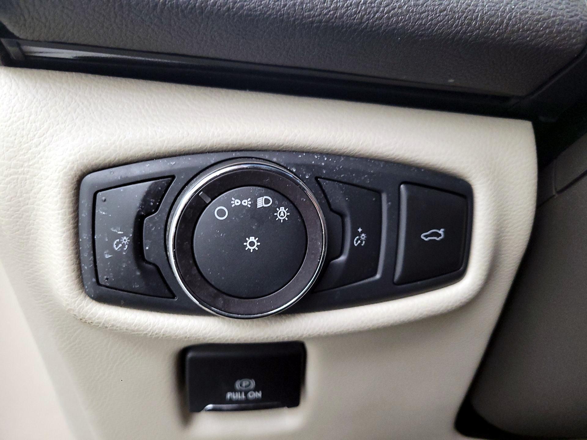 Thumbnail: 2019 Lincoln MKZ - 13